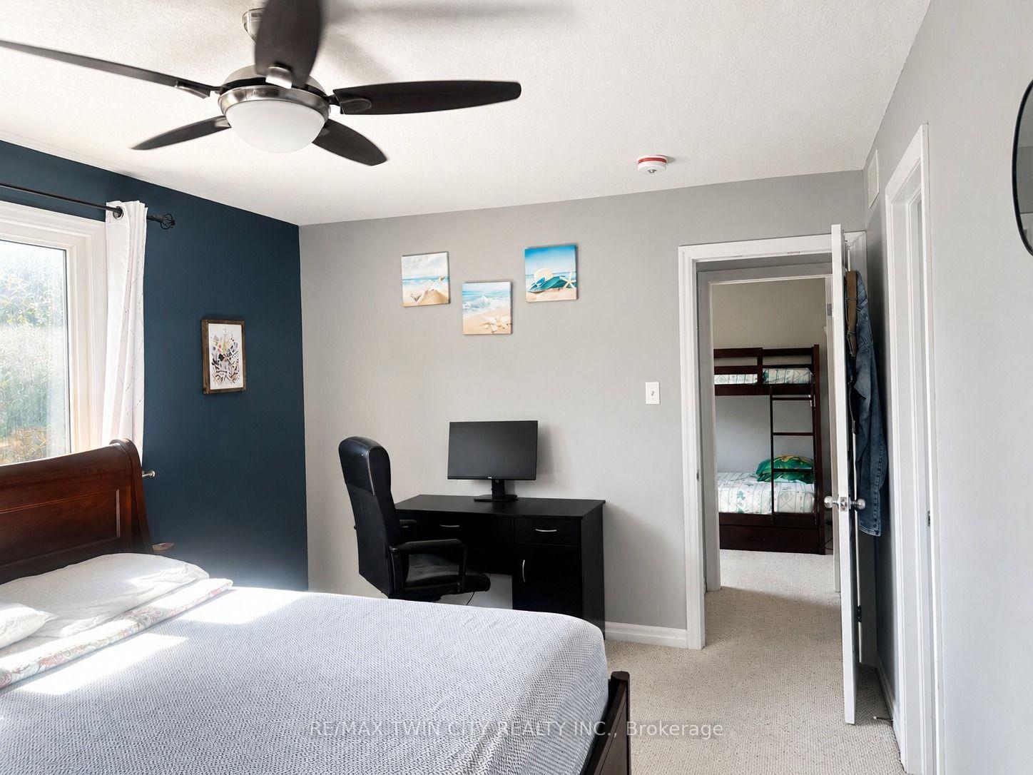 Photo 18 of 72 Newcastle Drive, Kitchener, Huron Park — HOMEH
