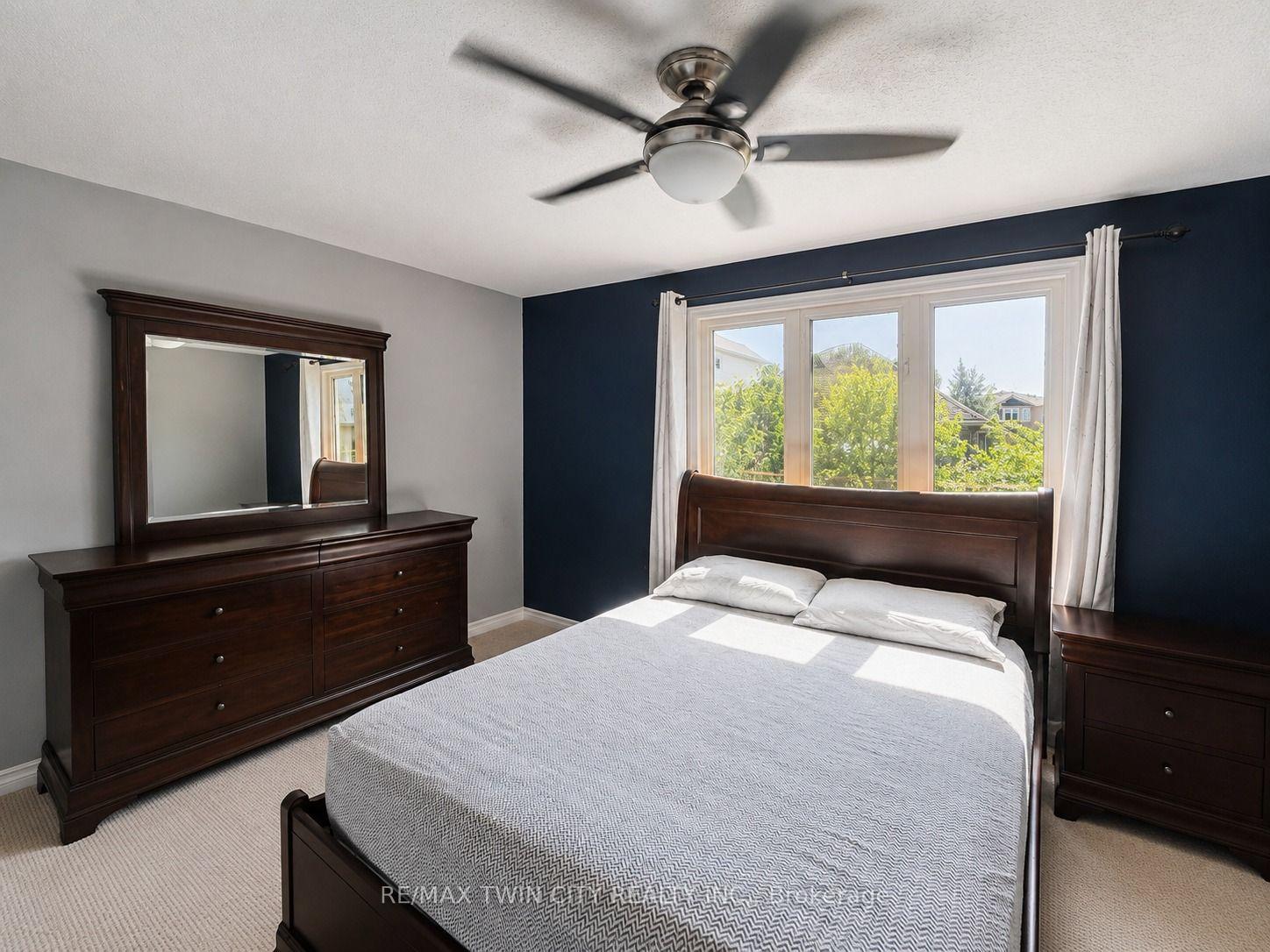Photo 21 of 72 Newcastle Drive, Kitchener, Huron Park — HOMEH