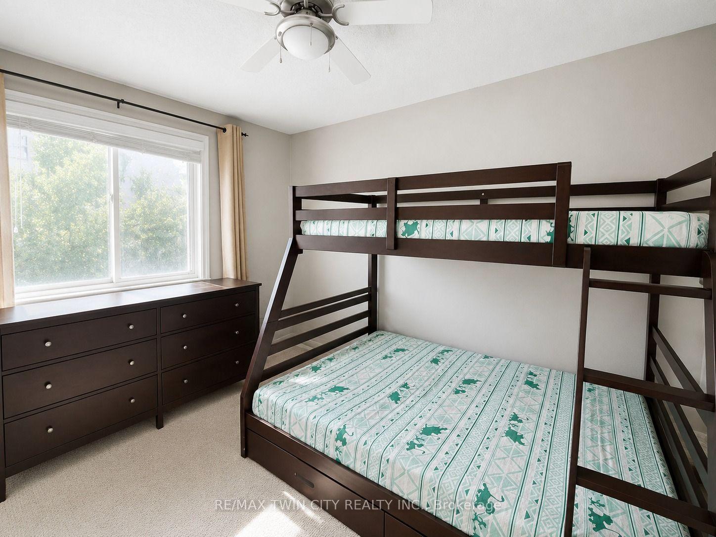Photo 23 of 72 Newcastle Drive, Kitchener, Huron Park — HOMEH