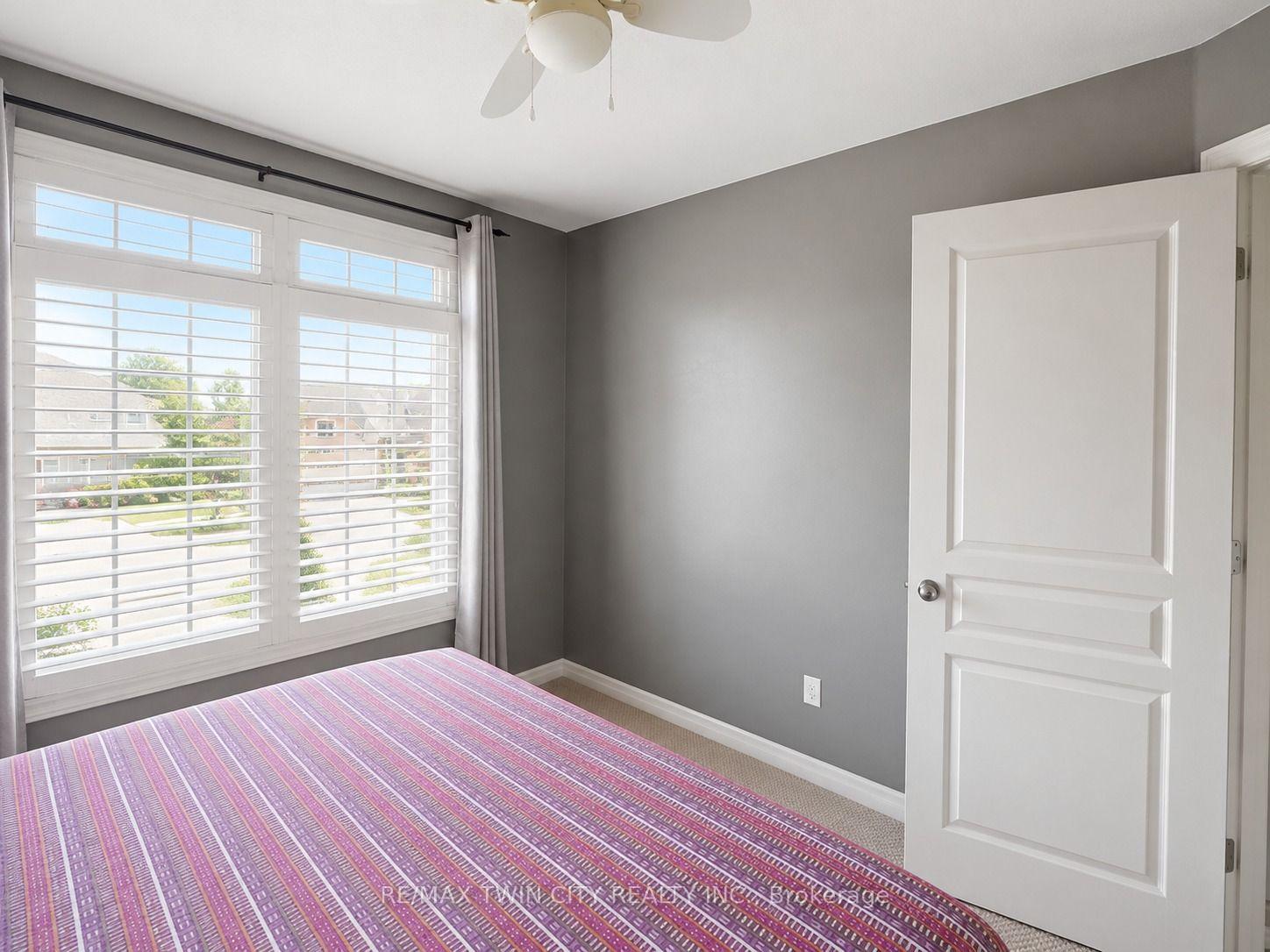 Photo 26 of 72 Newcastle Drive, Kitchener, Huron Park — HOMEH