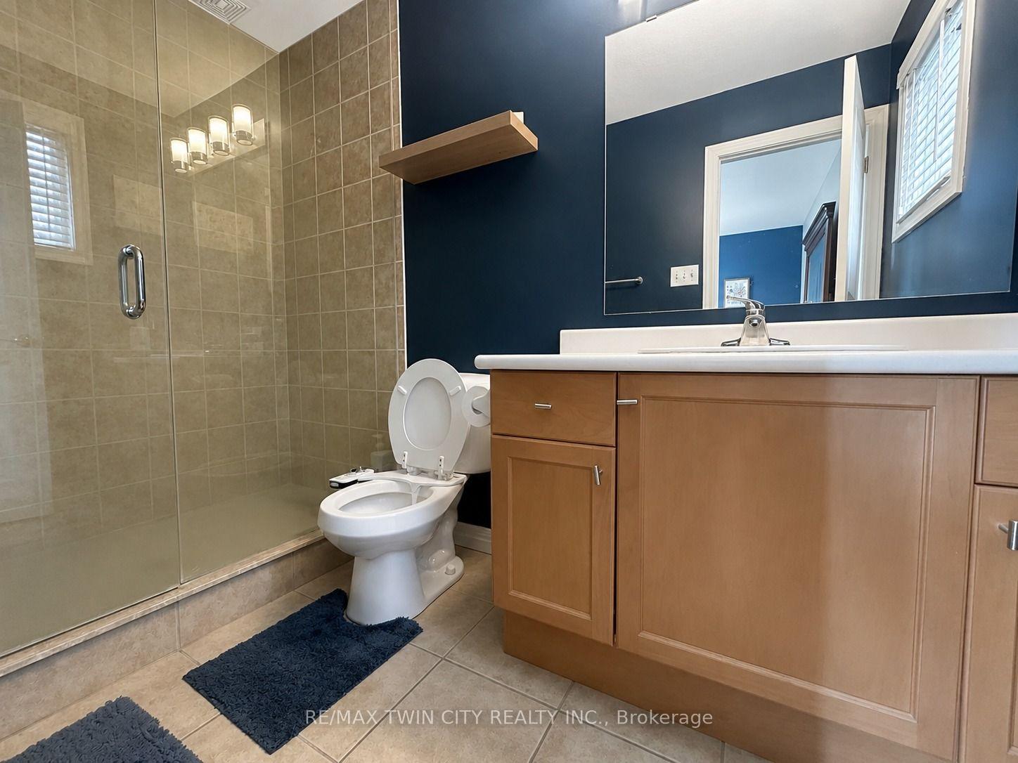 Photo 19 of 72 Newcastle Drive, Kitchener, Huron Park — HOMEH