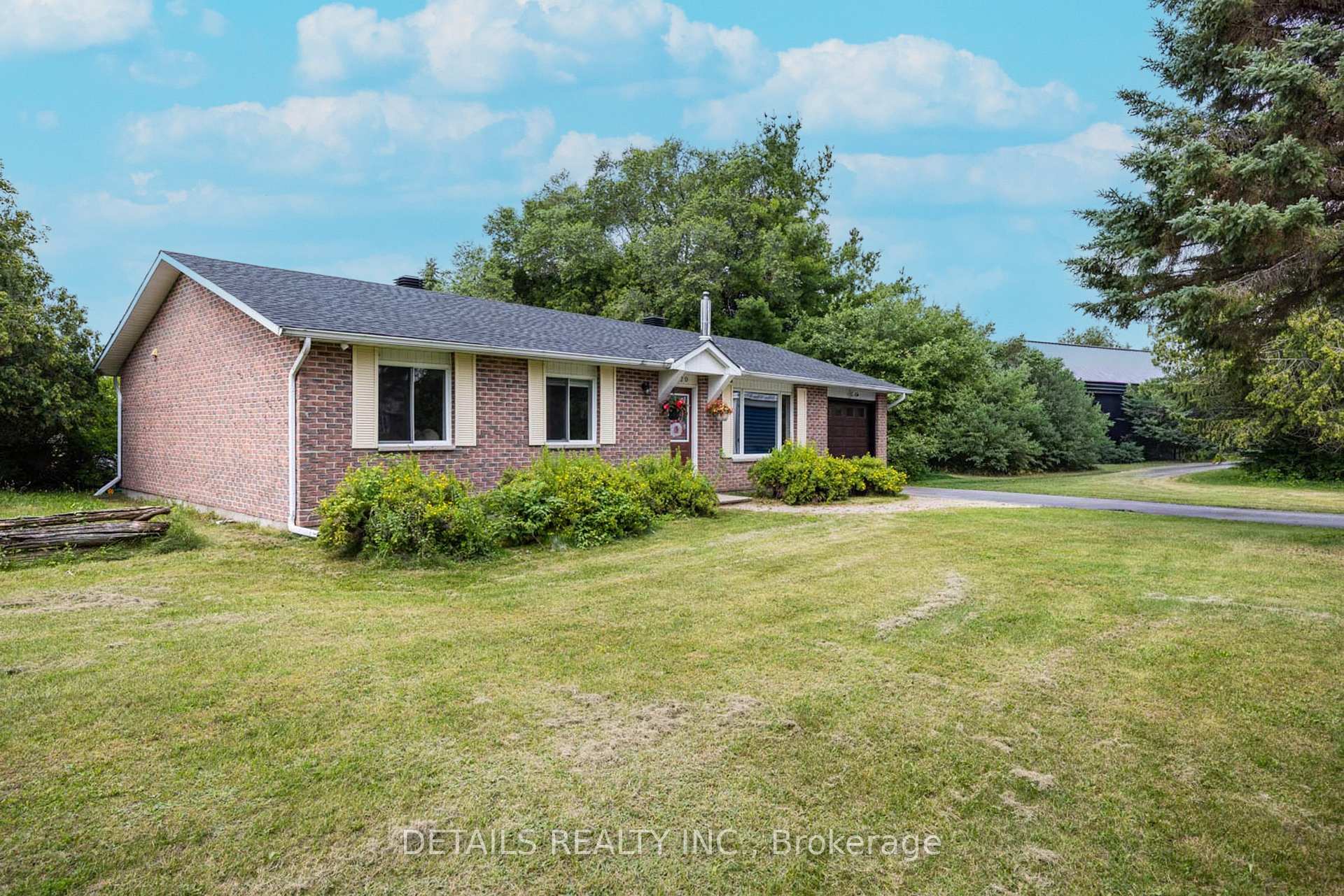 Photo 1 of 120 Delaney Drive, Ottawa, Huntley Ward (South West) — HOMEH