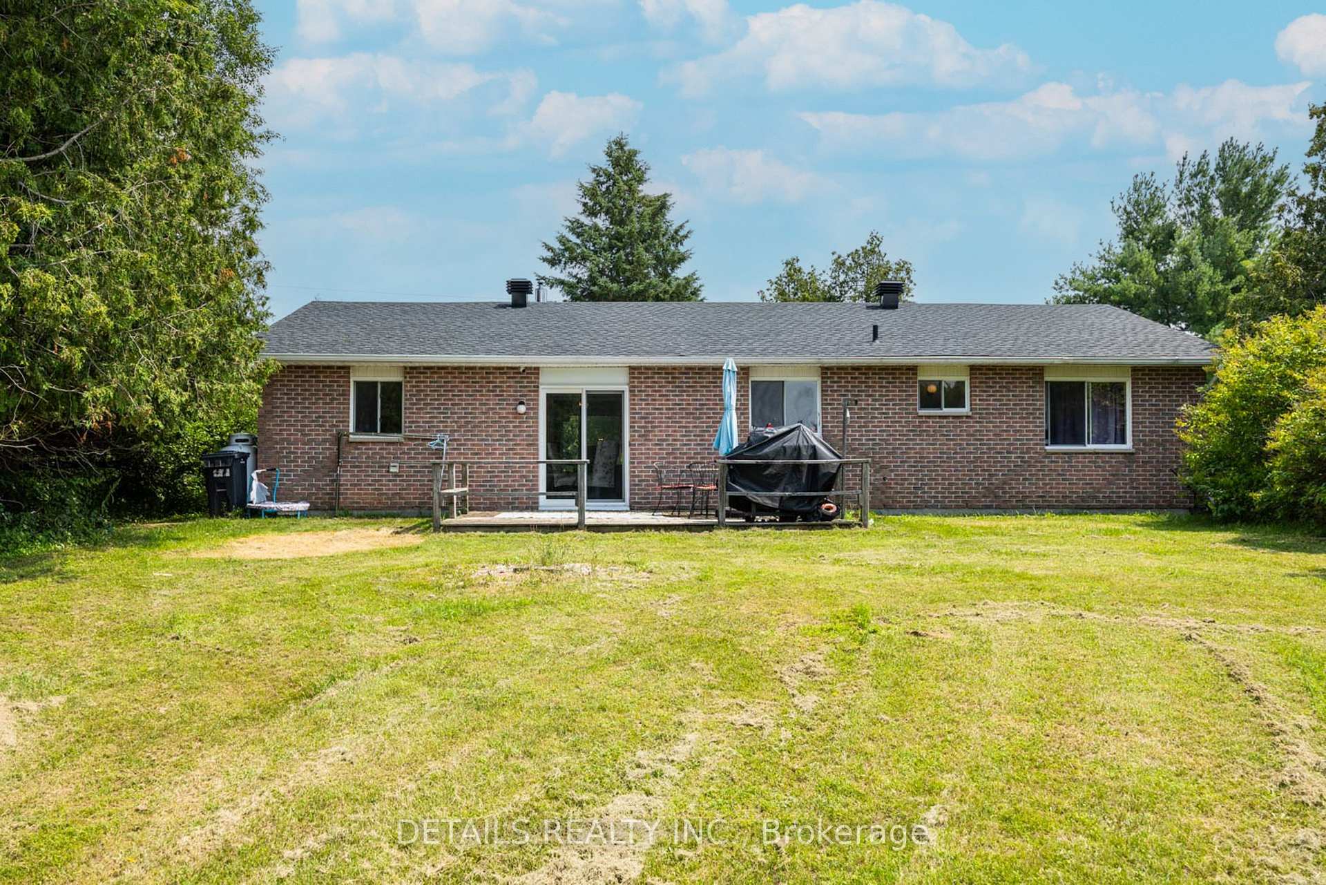 Photo 33 of 120 Delaney Drive, Ottawa, Huntley Ward (South West) — HOMEH