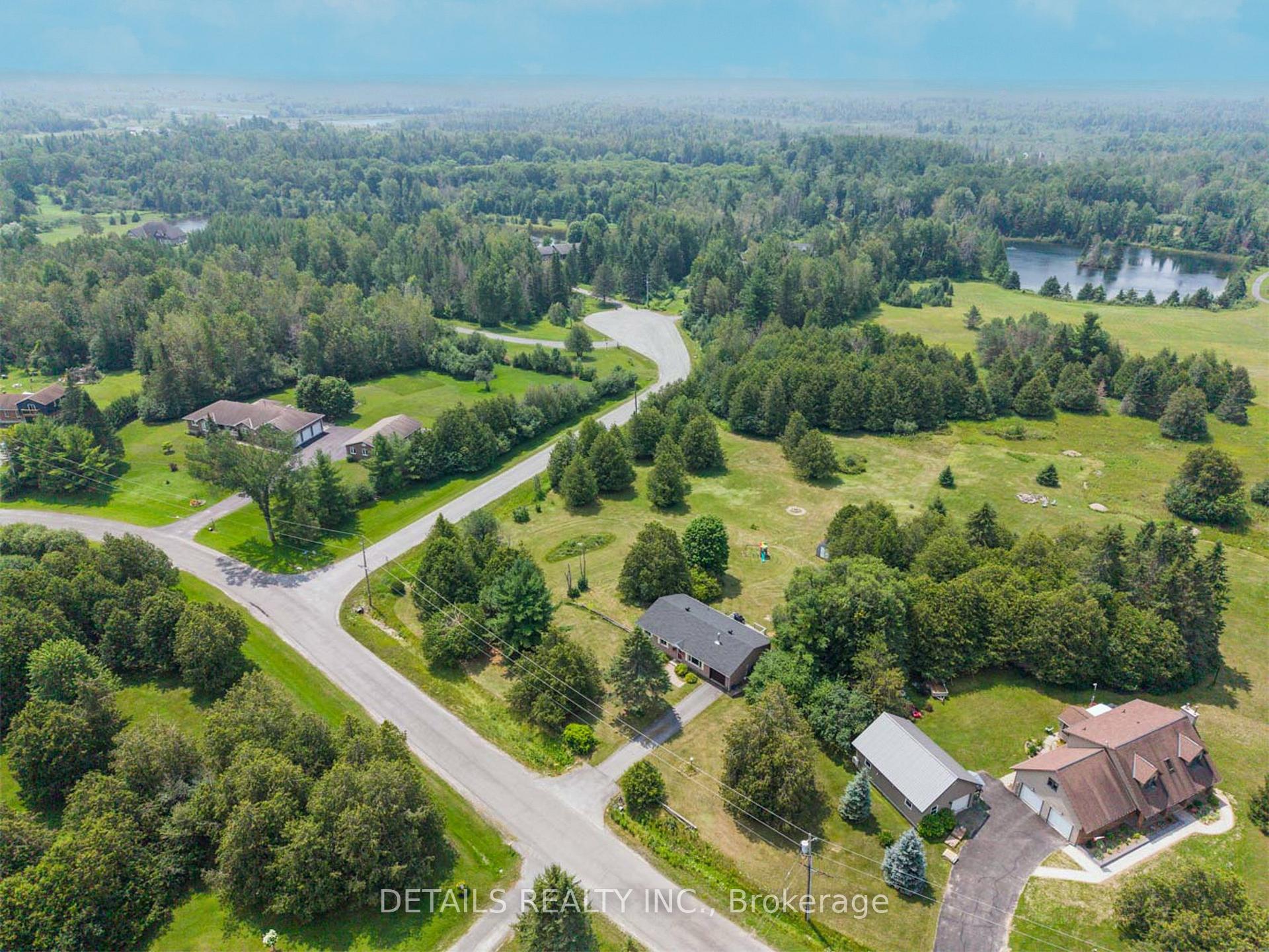 Photo 40 of 120 Delaney Drive, Ottawa, Huntley Ward (South West) — HOMEH