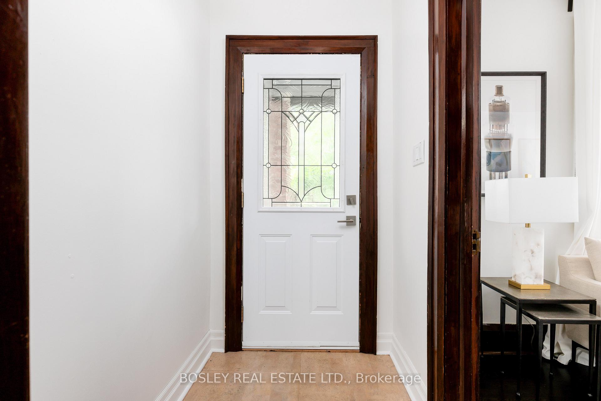 Photo 3 of 247 Gainsborough Road, Toronto, Woodbine Corridor — HOMEH