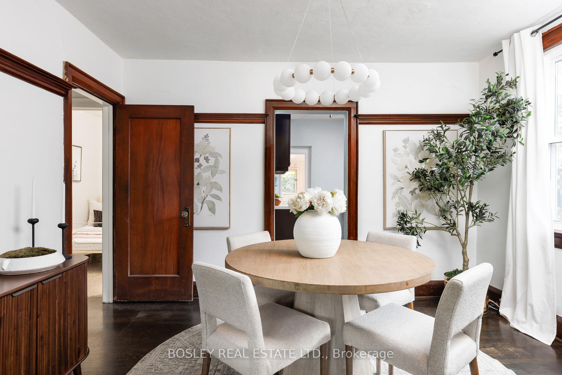 Photo 8 of 247 Gainsborough Road, Toronto, Woodbine Corridor — HOMEH