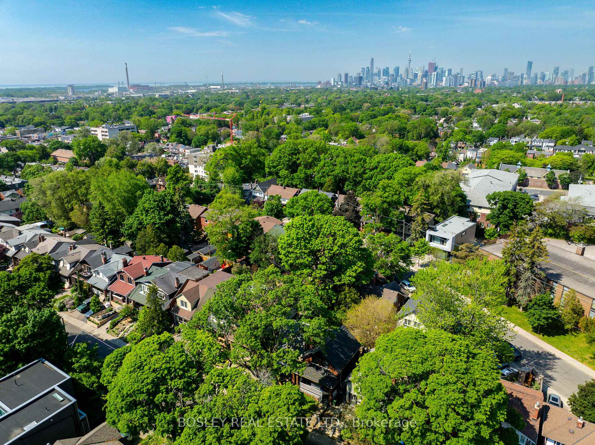 Photo 36 of 247 Gainsborough Road, Toronto, Woodbine Corridor — HOMEH