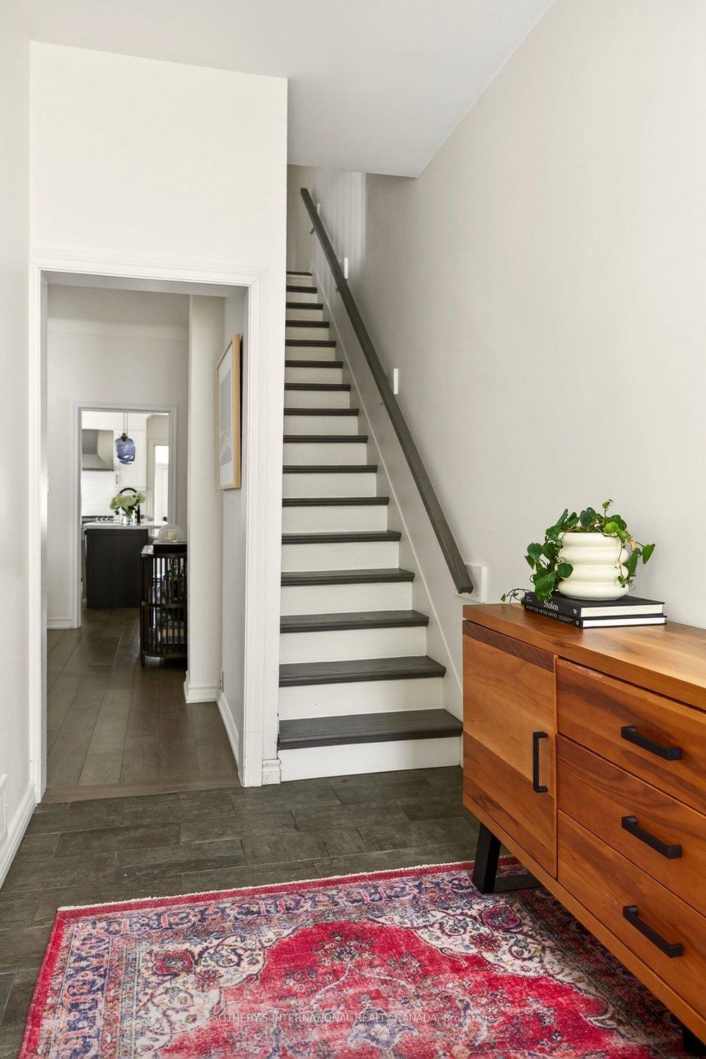 Photo 4 of 24 Baillie Street, Hamilton, Corktown — HOMEH