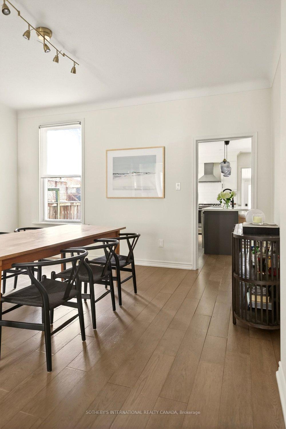 Photo 10 of 24 Baillie Street, Hamilton, Corktown — HOMEH
