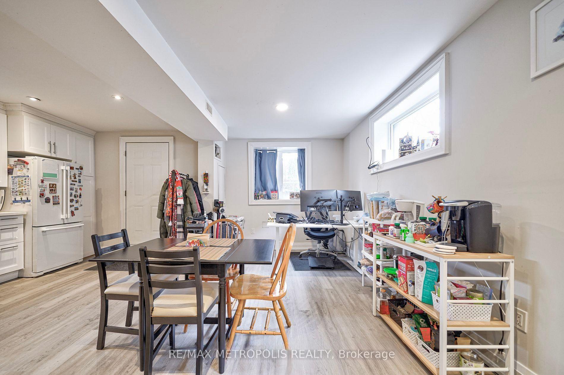 Photo 14 of Unit Basement, 14 Stephen Drive, Etobicoke, Stonegate-Queensway — HOMEH