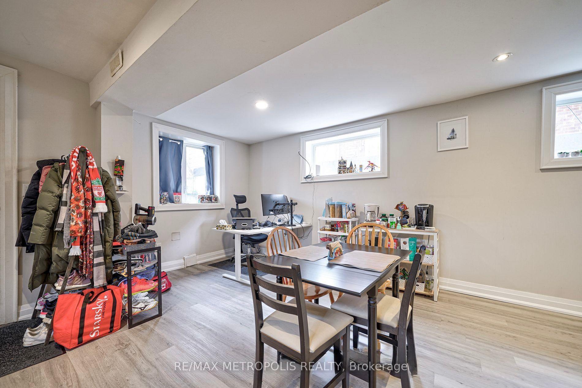 Photo 15 of Unit Basement, 14 Stephen Drive, Etobicoke, Stonegate-Queensway — HOMEH