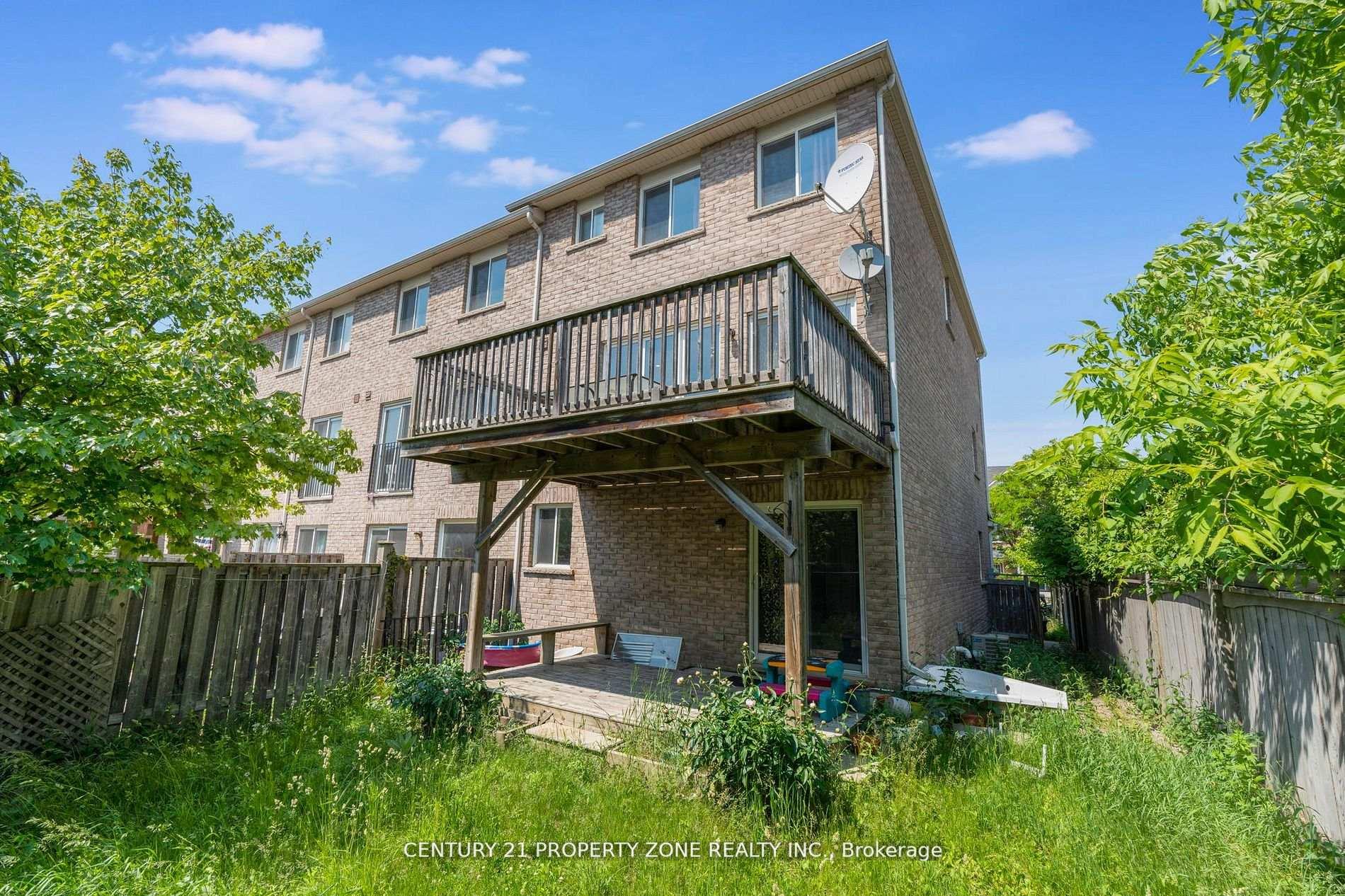 Photo 19 of 28 Seminoff Street, Scarborough, Clairlea-Birchmount — HOMEH