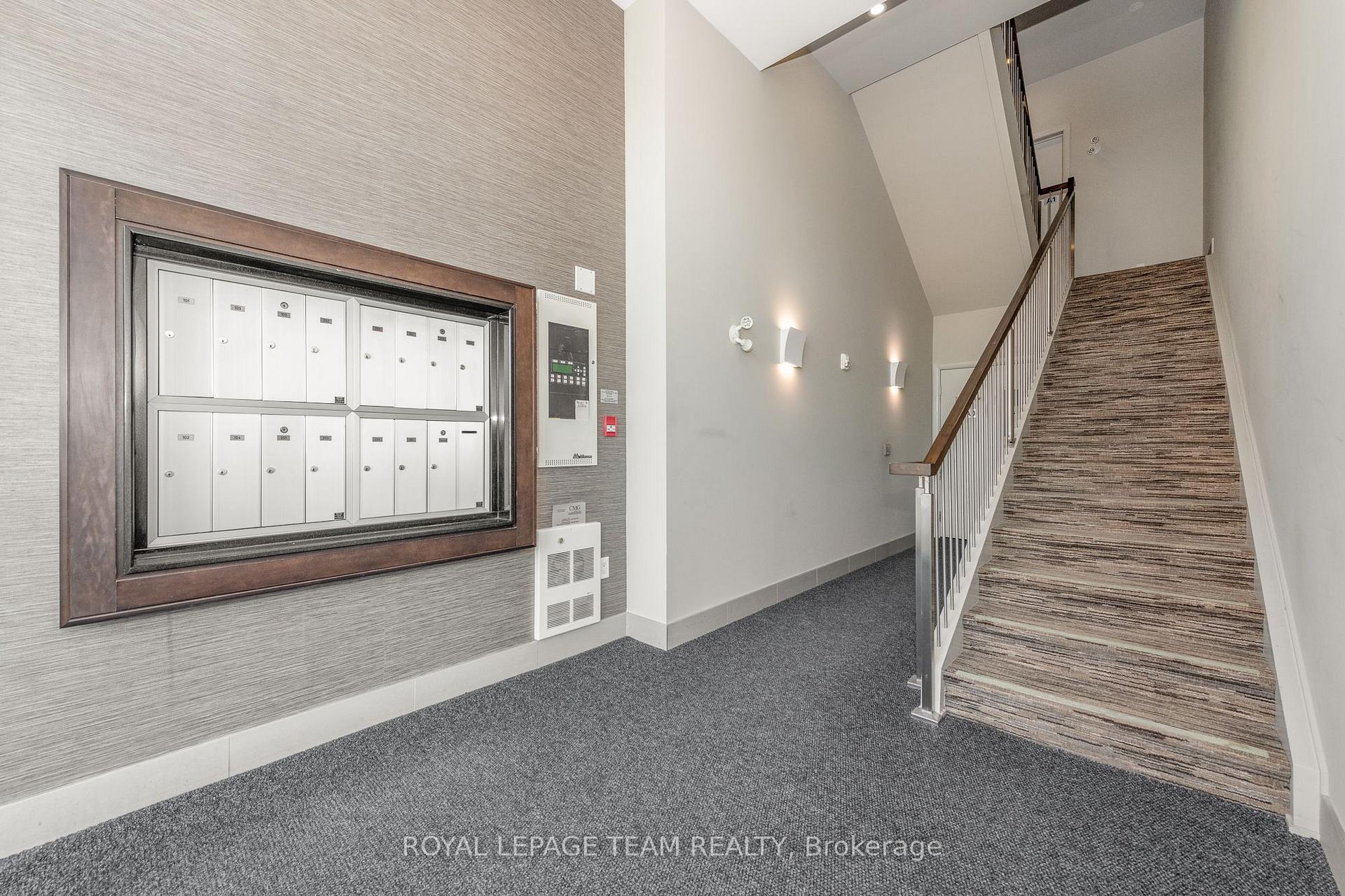 Photo 3 of Unit 104, 190 Boundstone Way, Ottawa, Kanata - Kanata Lakes/Heritage Hills — HOMEH