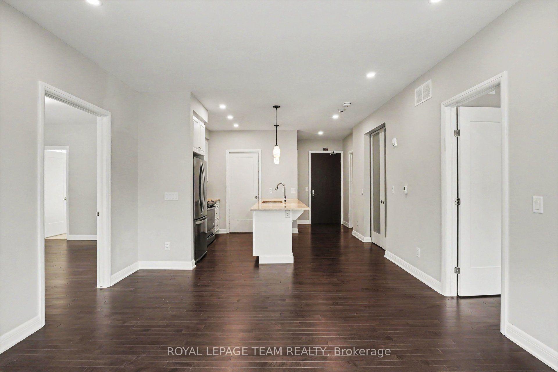 Photo 5 of Unit 104, 190 Boundstone Way, Ottawa, Kanata - Kanata Lakes/Heritage Hills — HOMEH