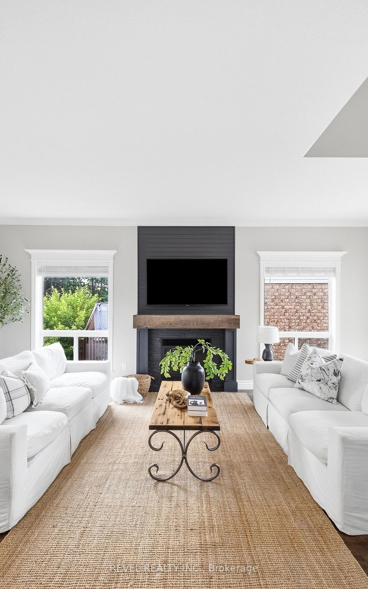 Photo 4 of 91 Biscayne Crescent, Orangeville — HOMEH