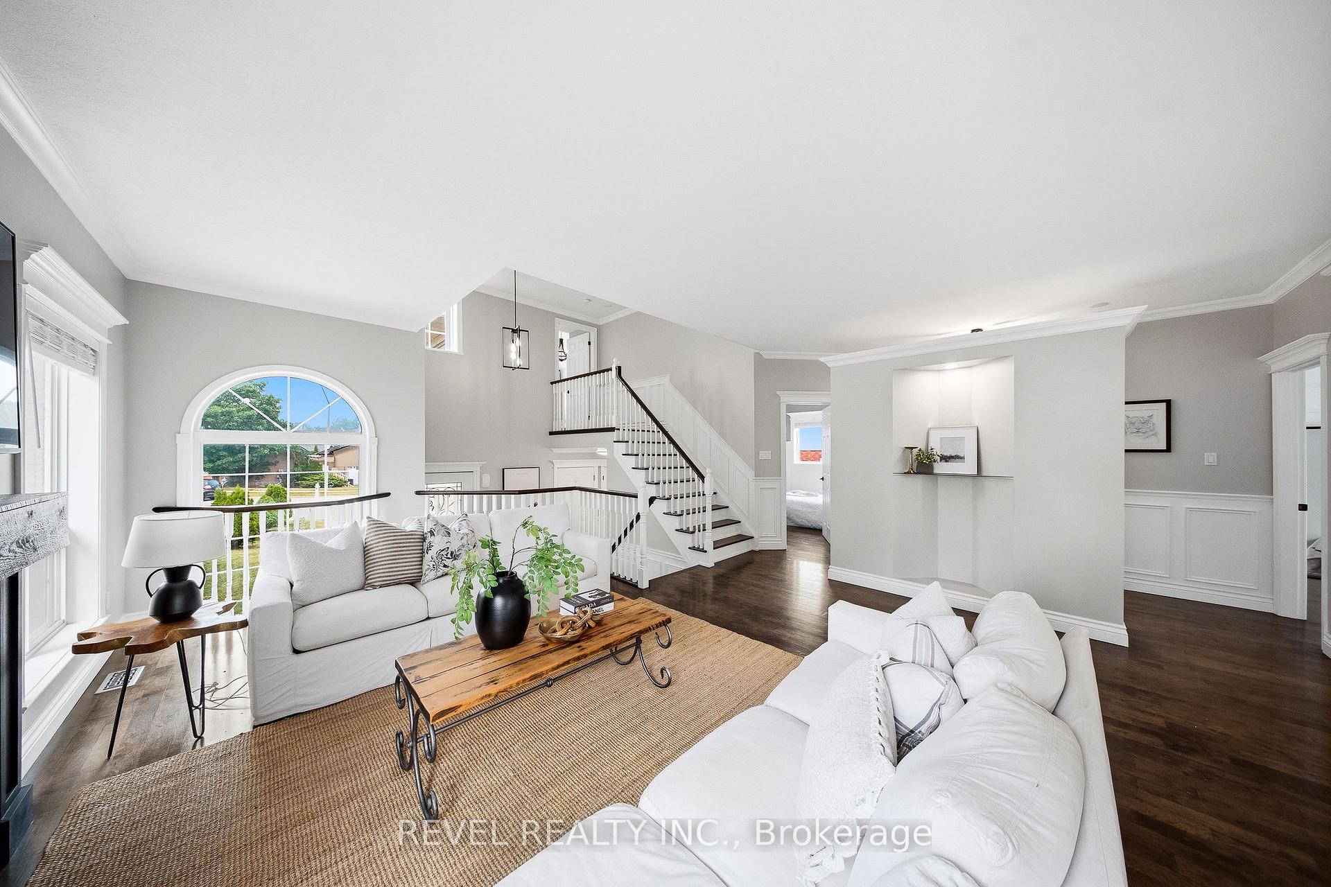 Photo 7 of 91 Biscayne Crescent, Orangeville — HOMEH