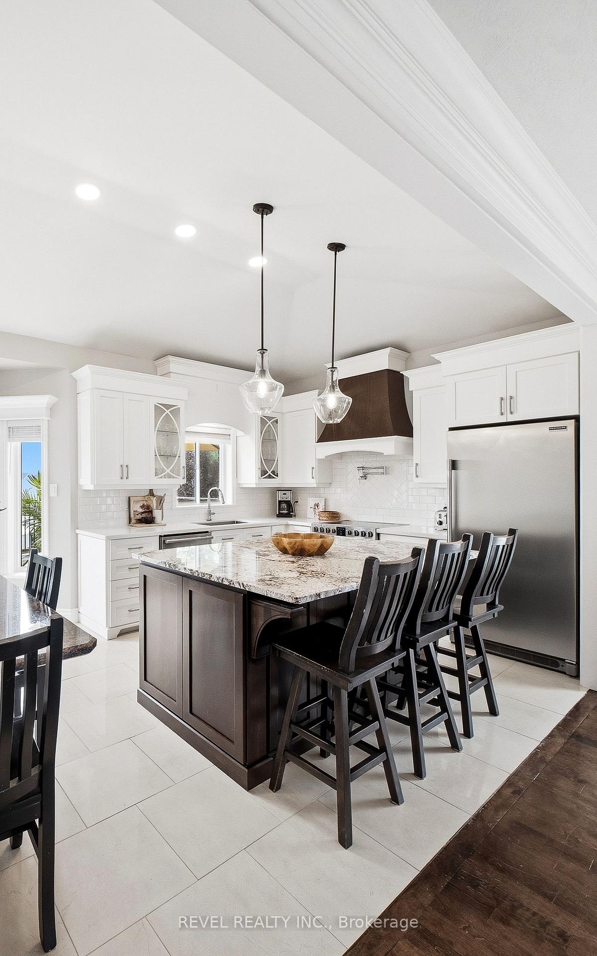 Photo 9 of 91 Biscayne Crescent, Orangeville — HOMEH
