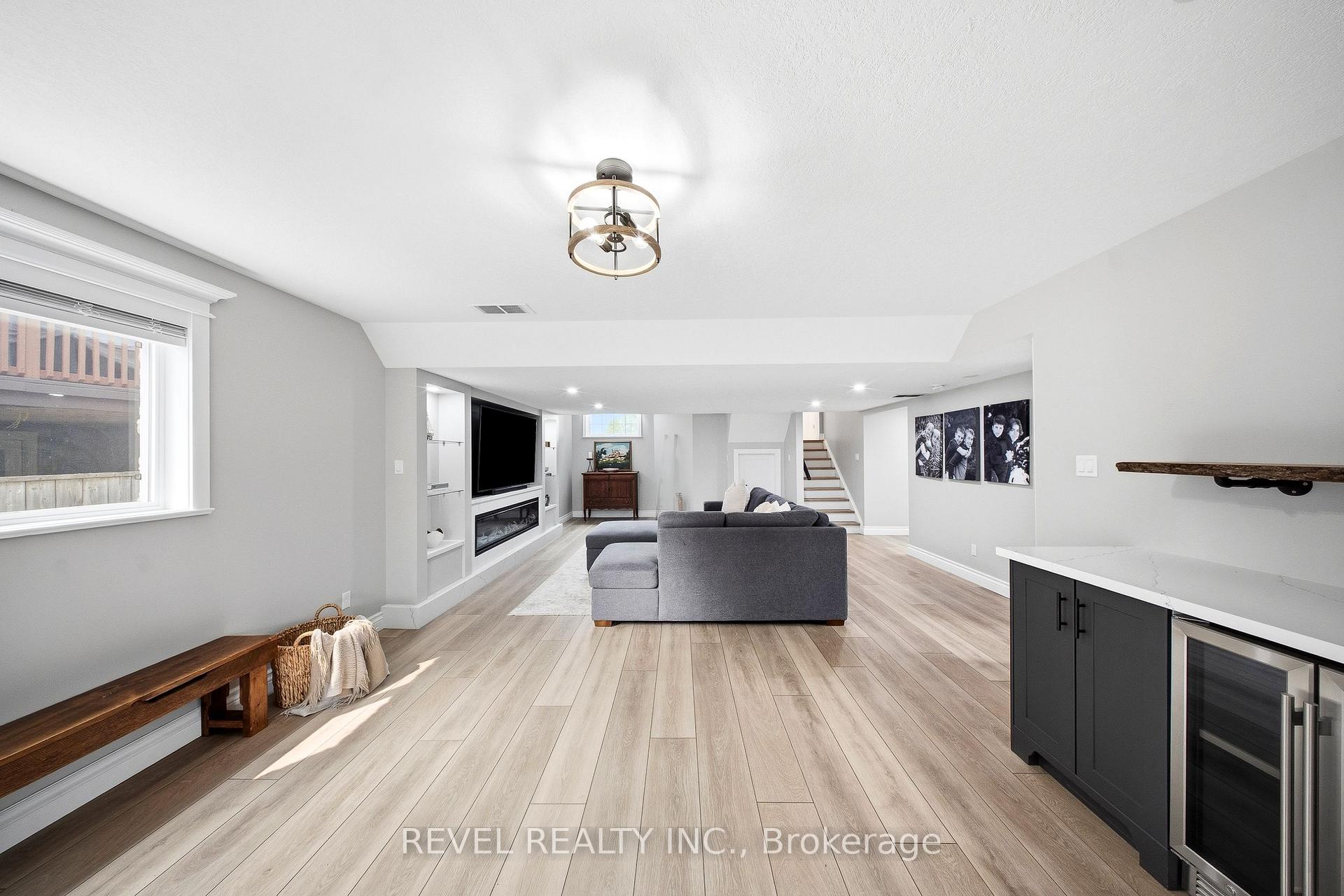 Photo 31 of 91 Biscayne Crescent, Orangeville — HOMEH