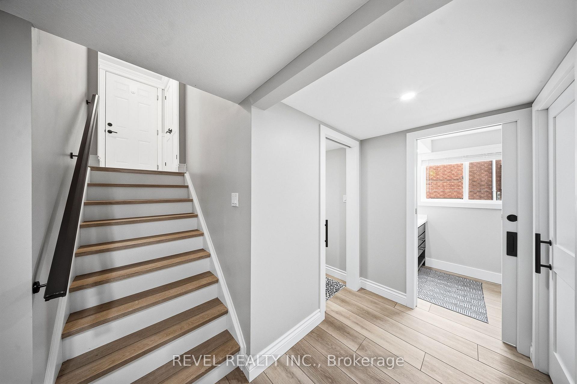 Photo 35 of 91 Biscayne Crescent, Orangeville — HOMEH