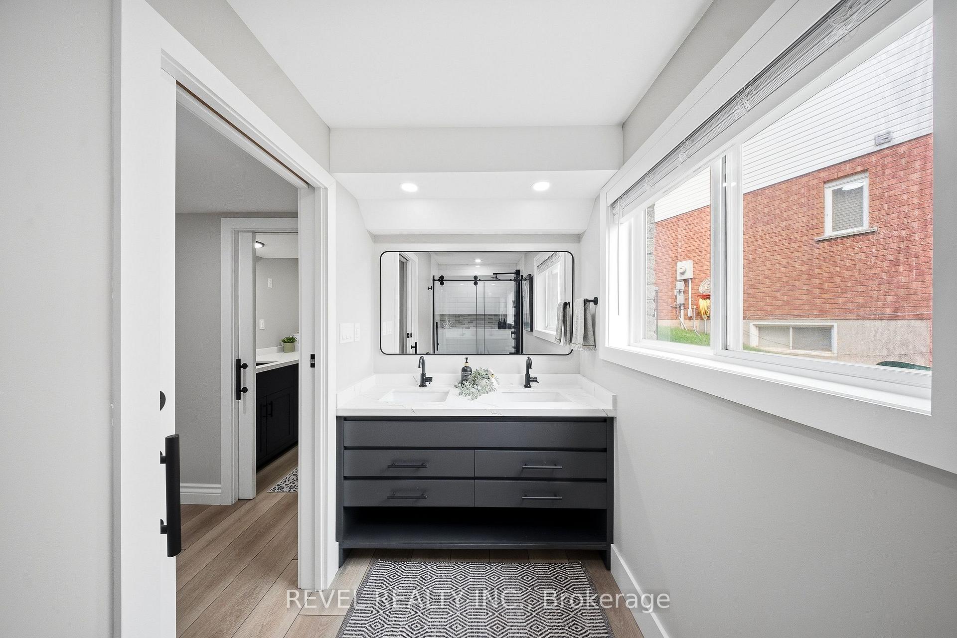 Photo 37 of 91 Biscayne Crescent, Orangeville — HOMEH