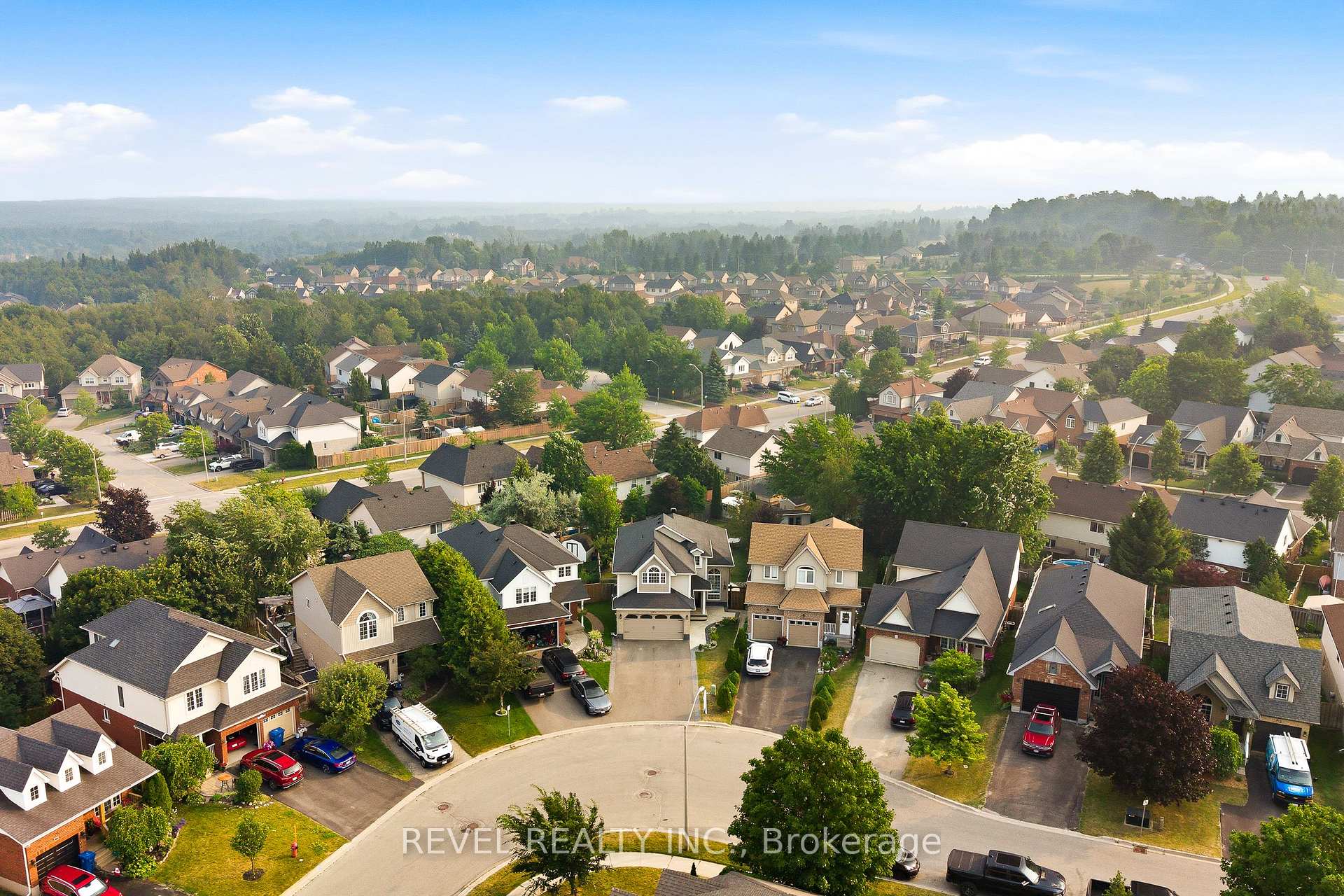 Photo 46 of 91 Biscayne Crescent, Orangeville — HOMEH