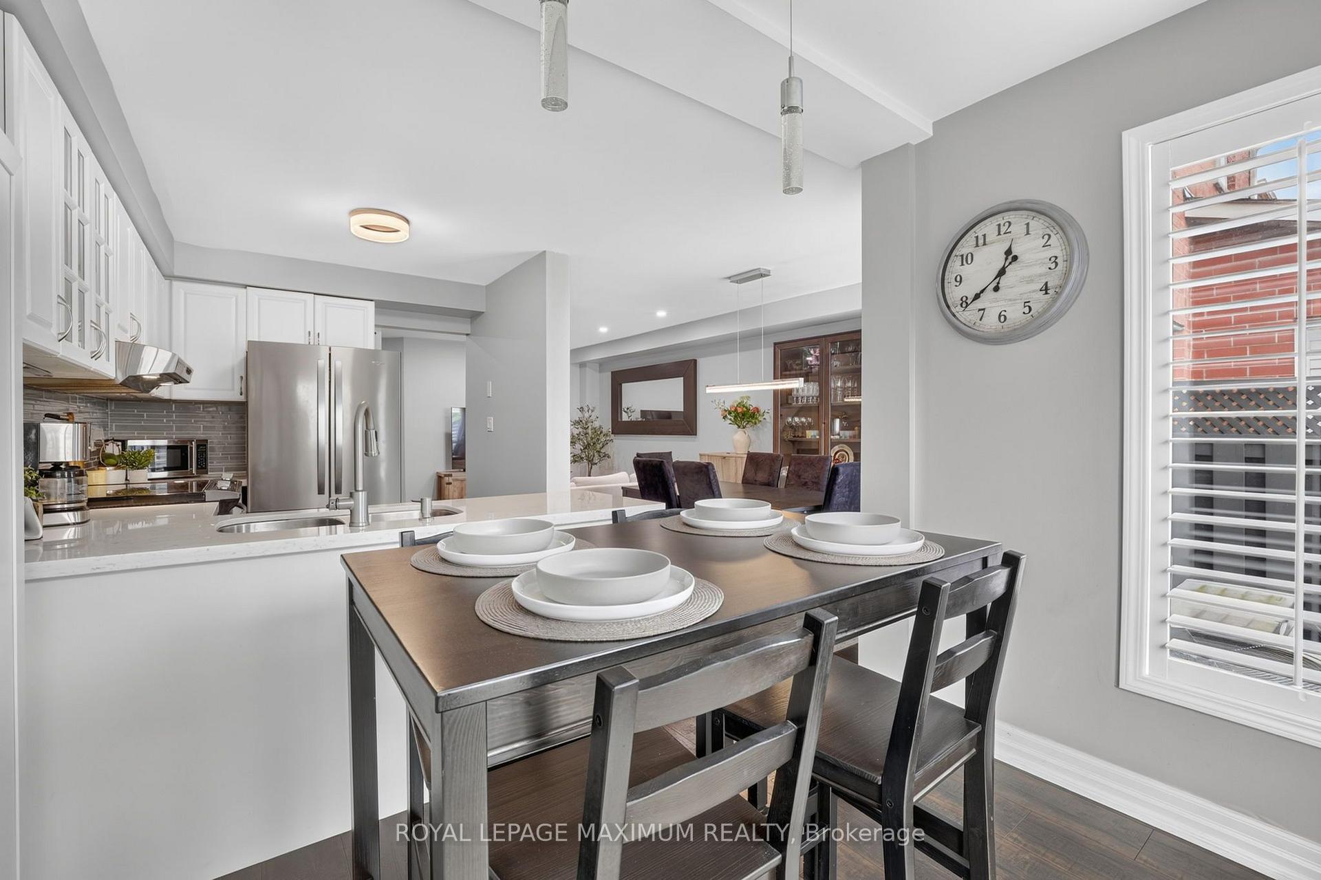 Photo 17 of 6 Jensen Court, Vaughan, Maple — HOMEH