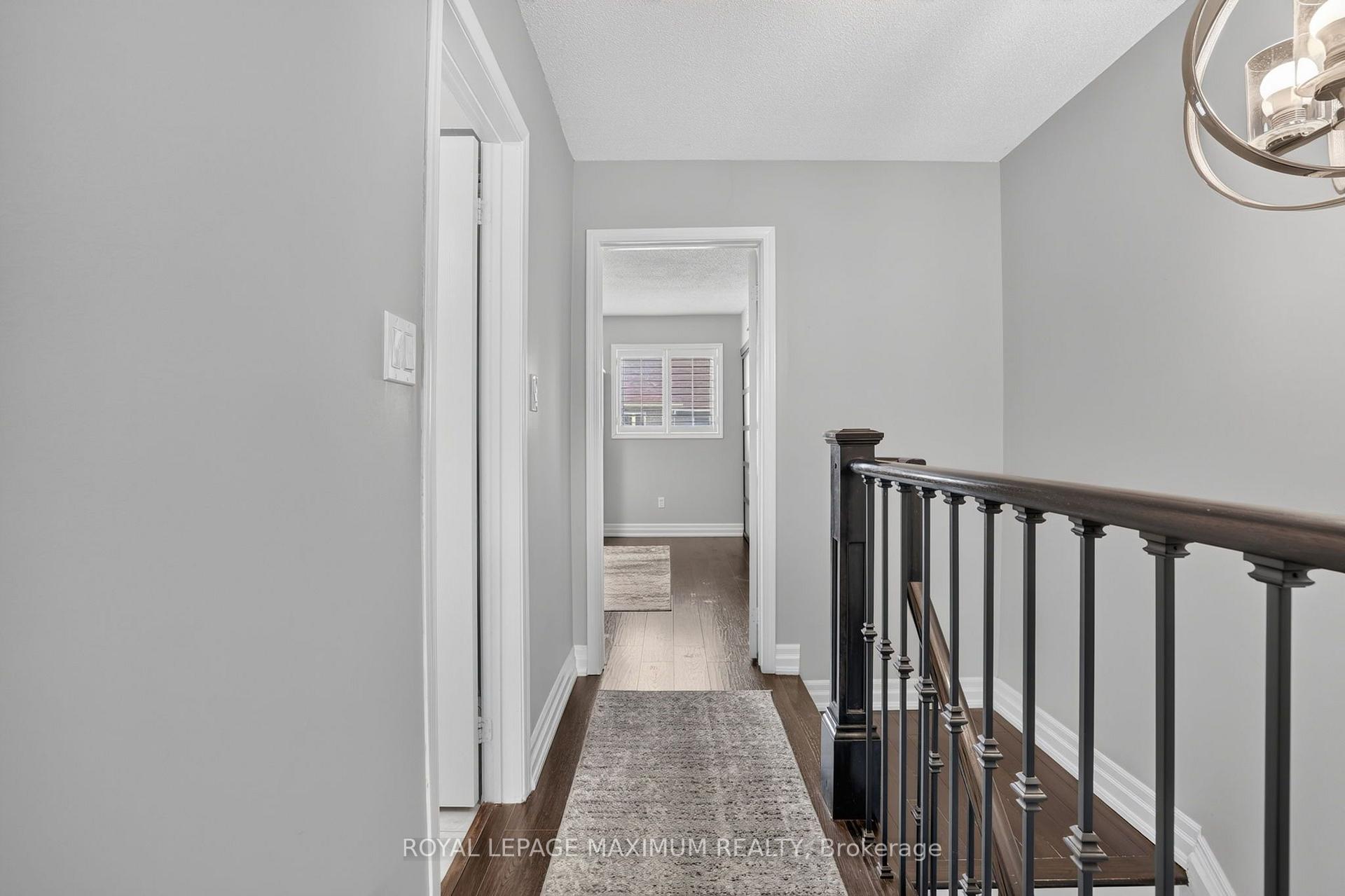 Photo 20 of 6 Jensen Court, Vaughan, Maple — HOMEH