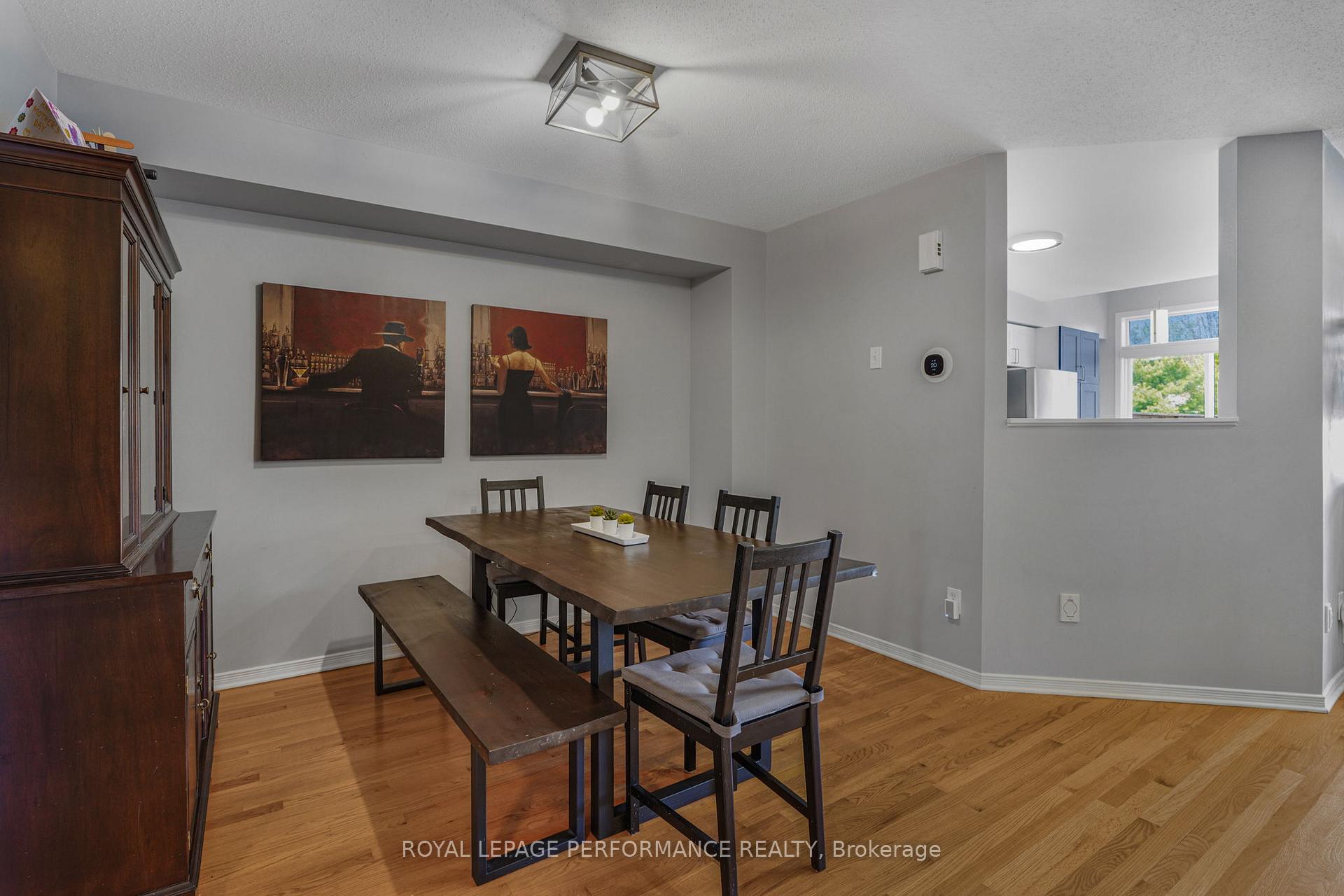 Photo 5 of 172 Colliston Crescent, Ottawa, Ridgemont — HOMEH