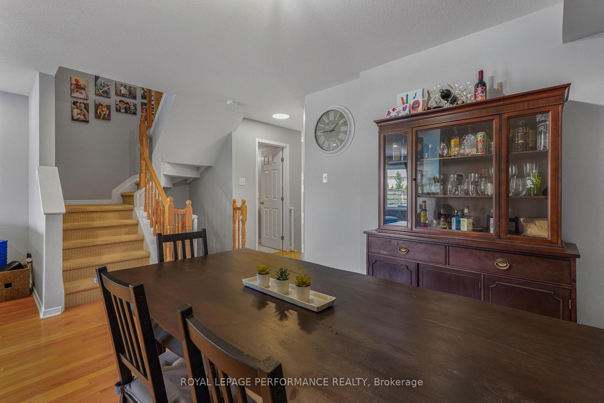 Photo 7 of 172 Colliston Crescent, Ottawa, Ridgemont — HOMEH