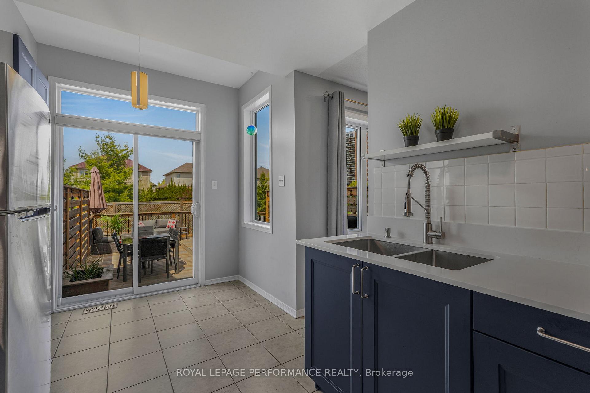 Photo 14 of 172 Colliston Crescent, Ottawa, Ridgemont — HOMEH