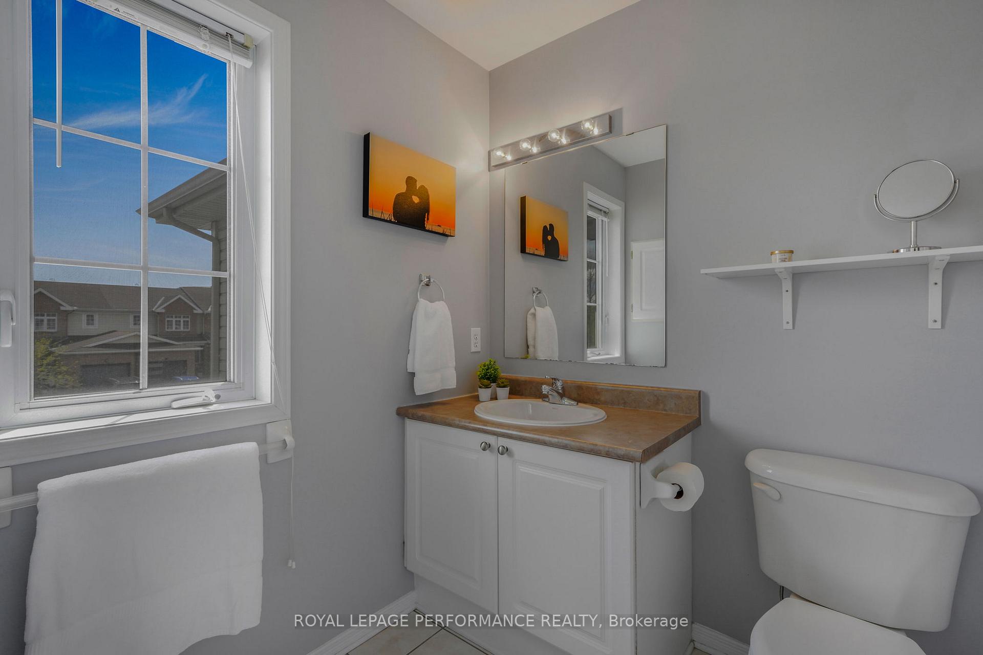 Photo 19 of 172 Colliston Crescent, Ottawa, Ridgemont — HOMEH