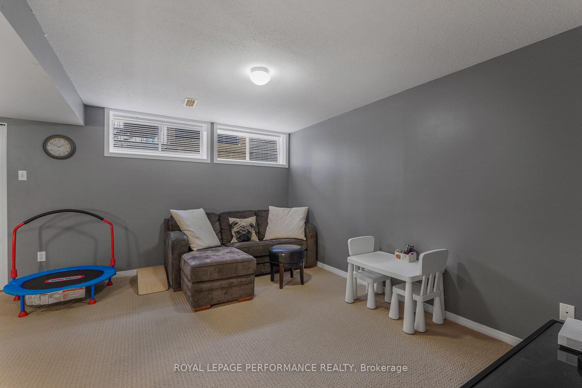Photo 21 of 172 Colliston Crescent, Ottawa, Ridgemont — HOMEH