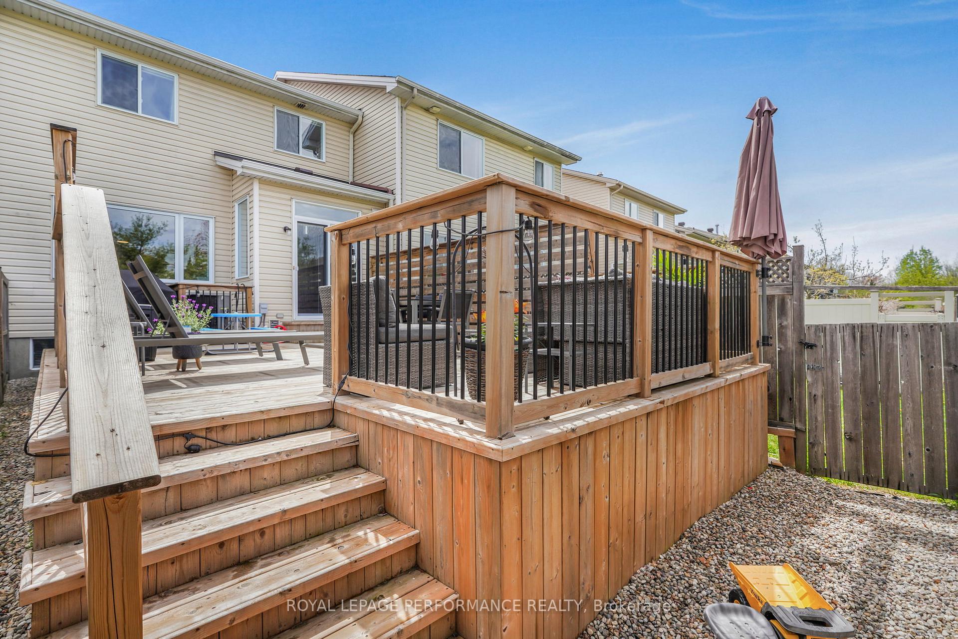 Photo 28 of 172 Colliston Crescent, Ottawa, Ridgemont — HOMEH