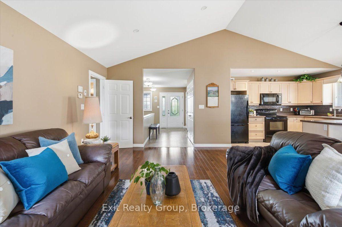 Photo 12 of 267 Raglan Street, Brighton — HOMEH
