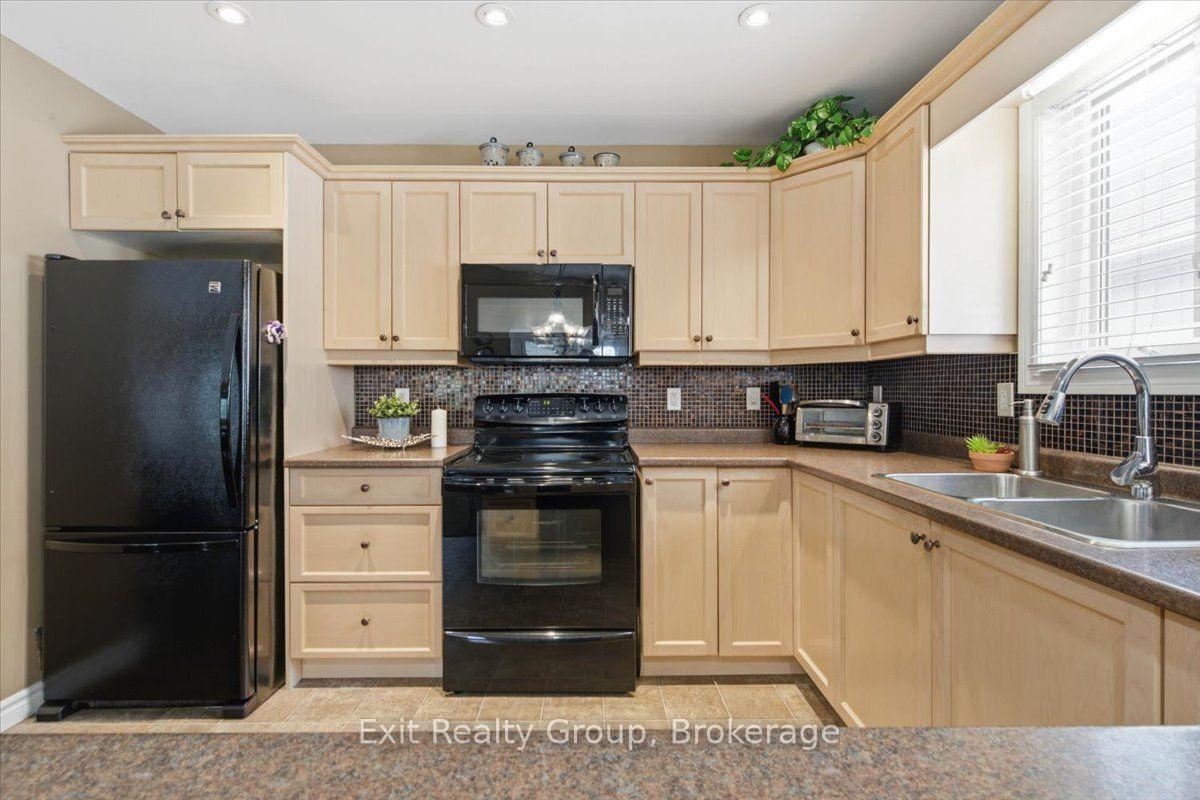 Photo 16 of 267 Raglan Street, Brighton — HOMEH