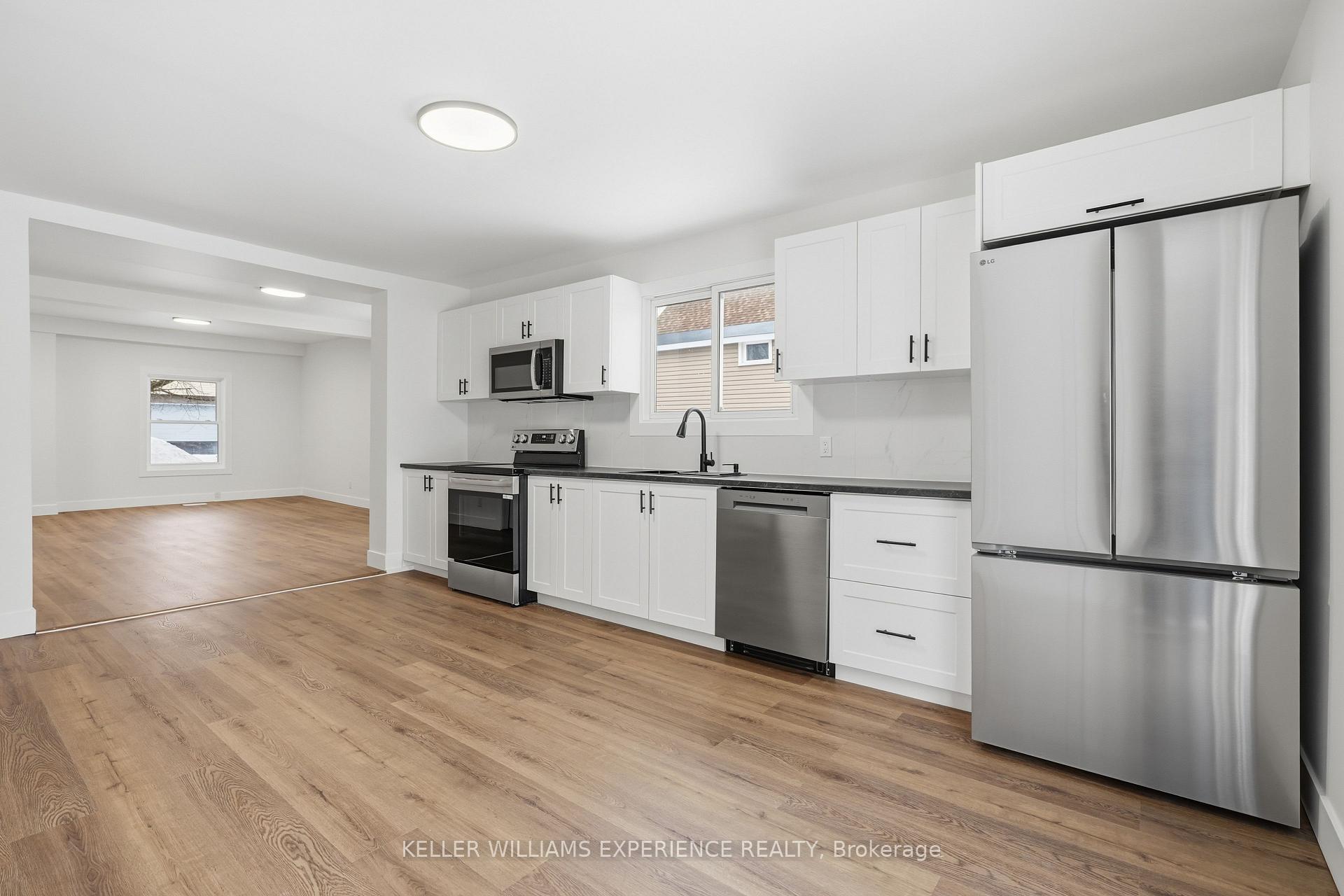 Photo 8 of 240 Ruby Street, Midland — HOMEH