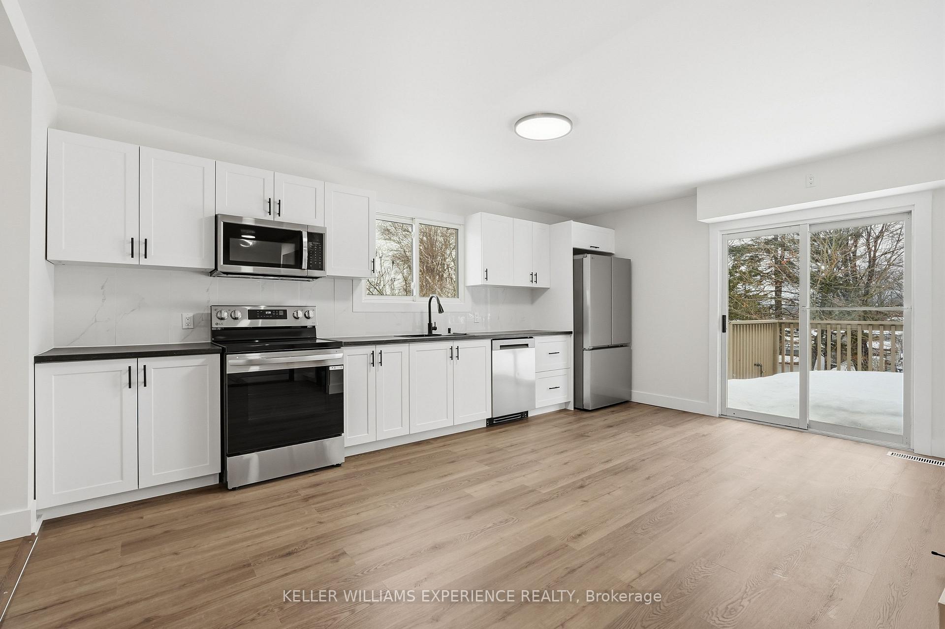 Photo 10 of 240 Ruby Street, Midland — HOMEH