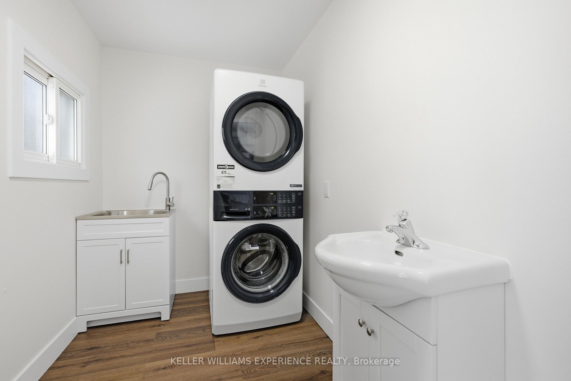 Photo 13 of 240 Ruby Street, Midland — HOMEH