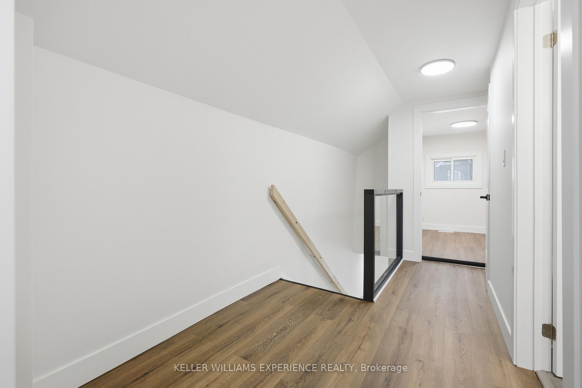 Photo 17 of 240 Ruby Street, Midland — HOMEH