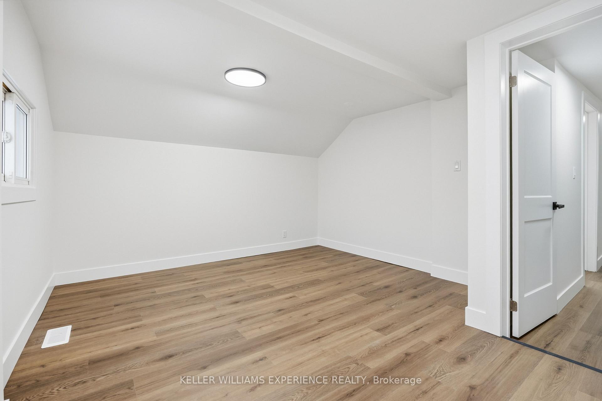 Photo 19 of 240 Ruby Street, Midland — HOMEH