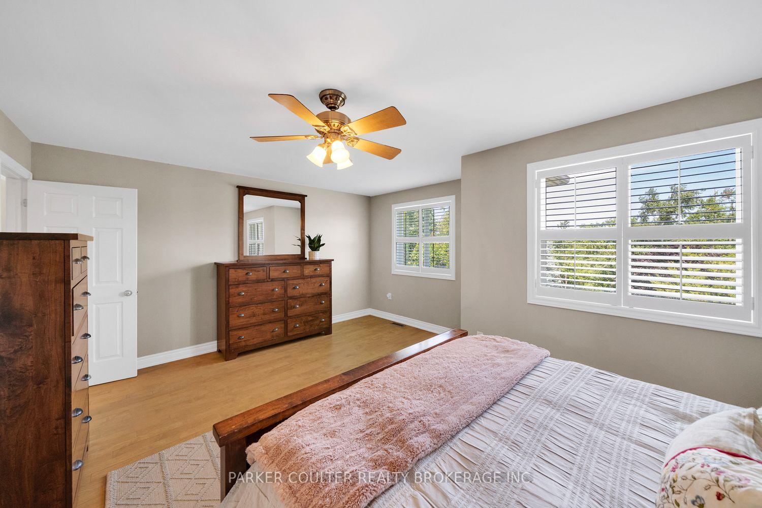 Photo 21 of 26 Stanley Street, Barrie, East Bayfield — HOMEH