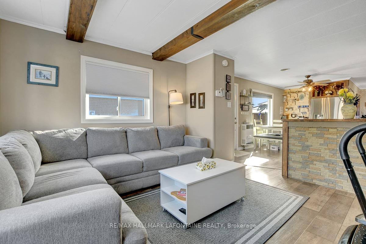 Photo 5 of 3535 St Joseph Boulevard, Ottawa, Fallingbrook/Ridgemount — HOMEH