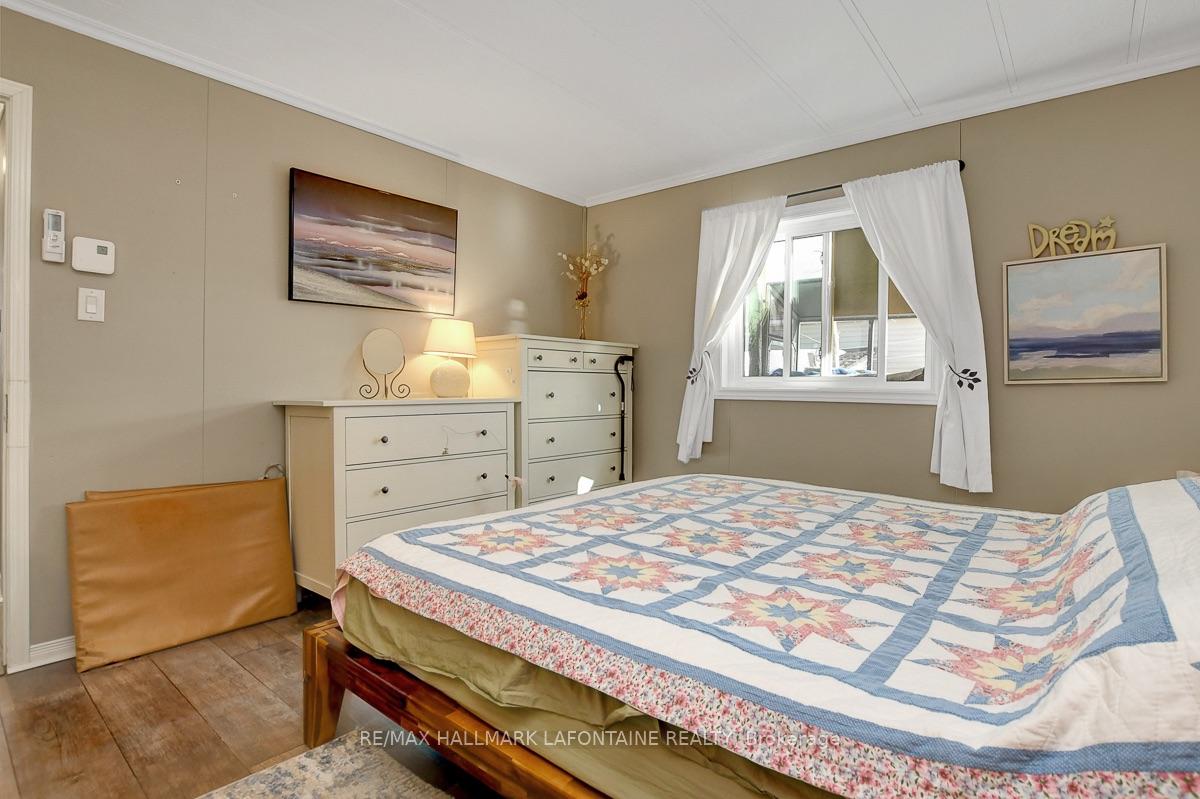 Photo 15 of 3535 St Joseph Boulevard, Ottawa, Fallingbrook/Ridgemount — HOMEH