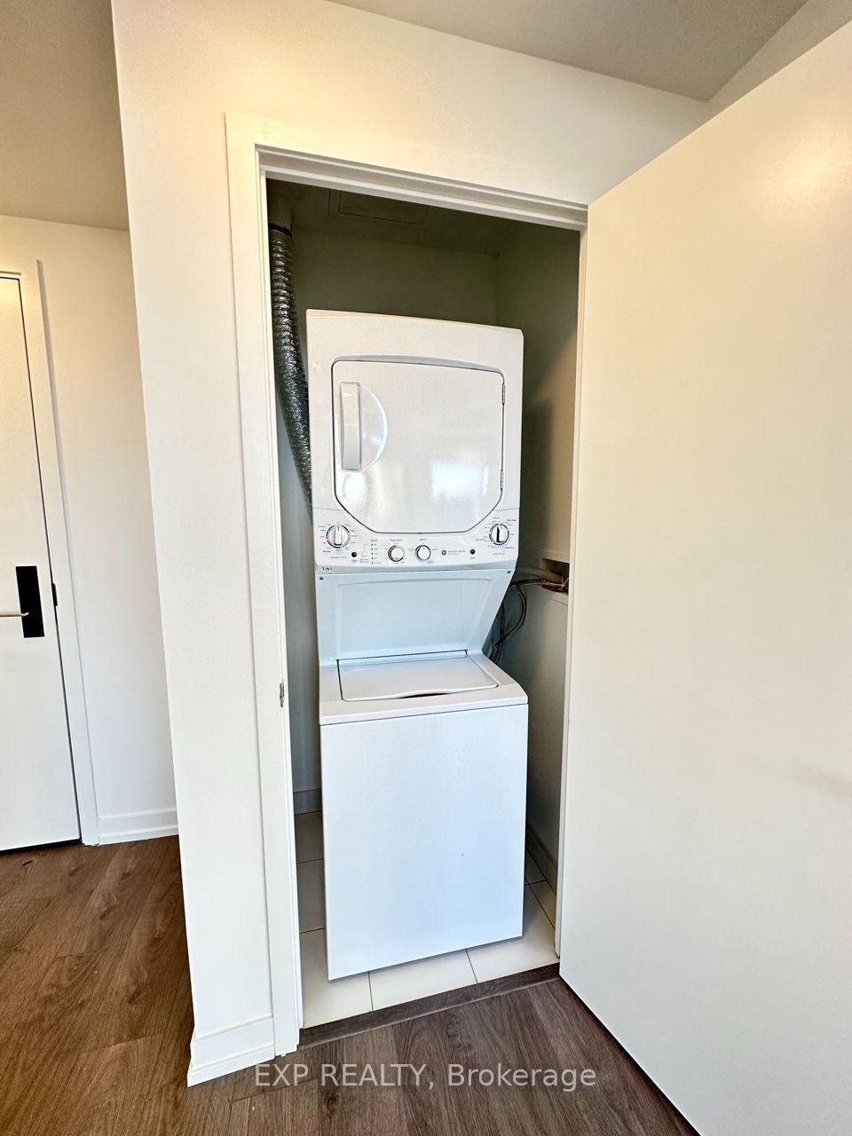 Photo 15 of Unit 404, 270 Dufferin Street, Toronto, South Parkdale — HOMEH