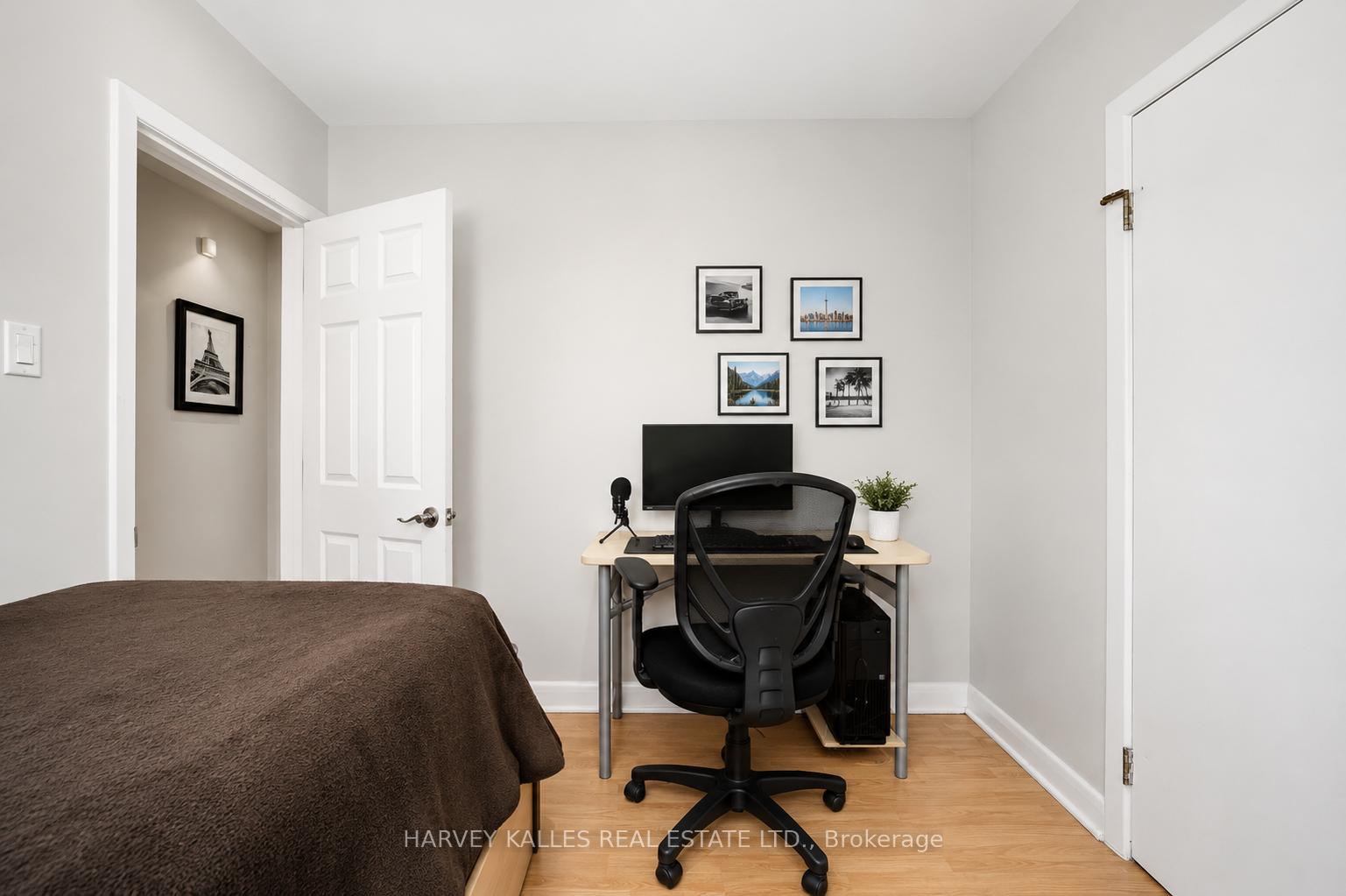 Photo 13 of 29 Giltspur Drive, North York, Glenfield-Jane Heights — HOMEH