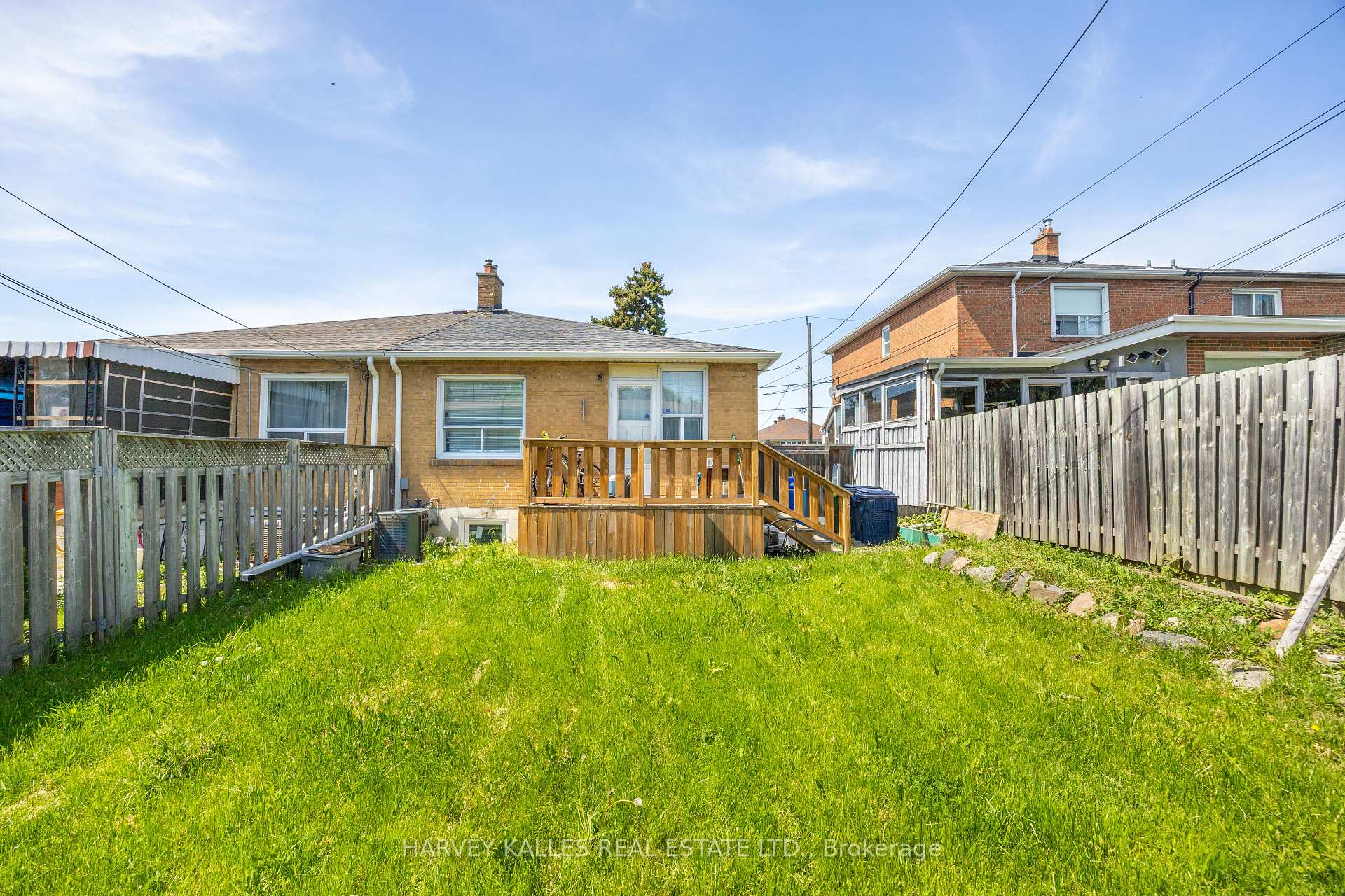 Photo 31 of 29 Giltspur Drive, North York, Glenfield-Jane Heights — HOMEH