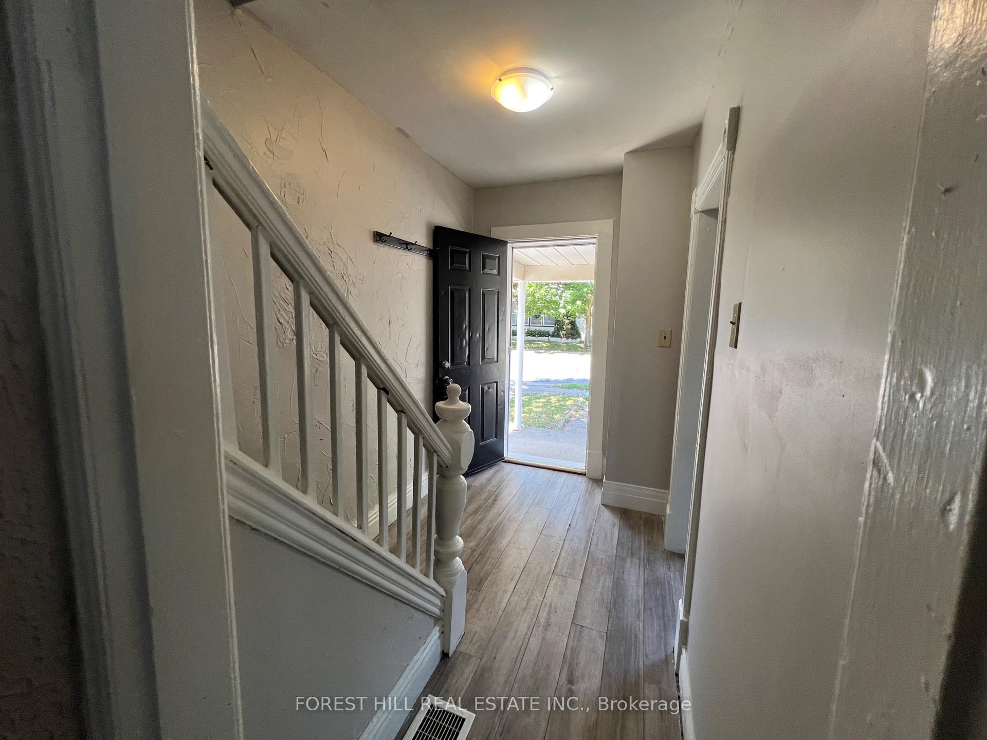 Photo 18 of 639 Brown Street, Peterborough, Otonabee Ward 1 — HOMEH