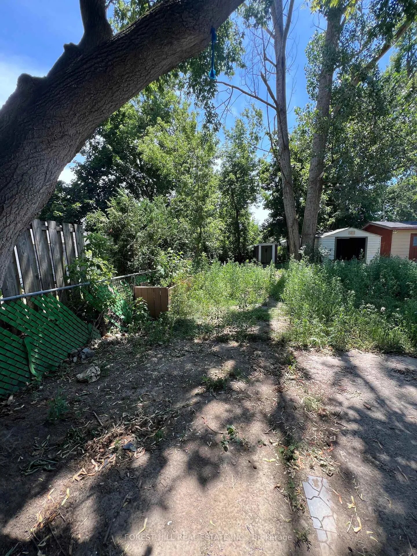 Photo 33 of 639 Brown Street, Peterborough, Otonabee Ward 1 — HOMEH