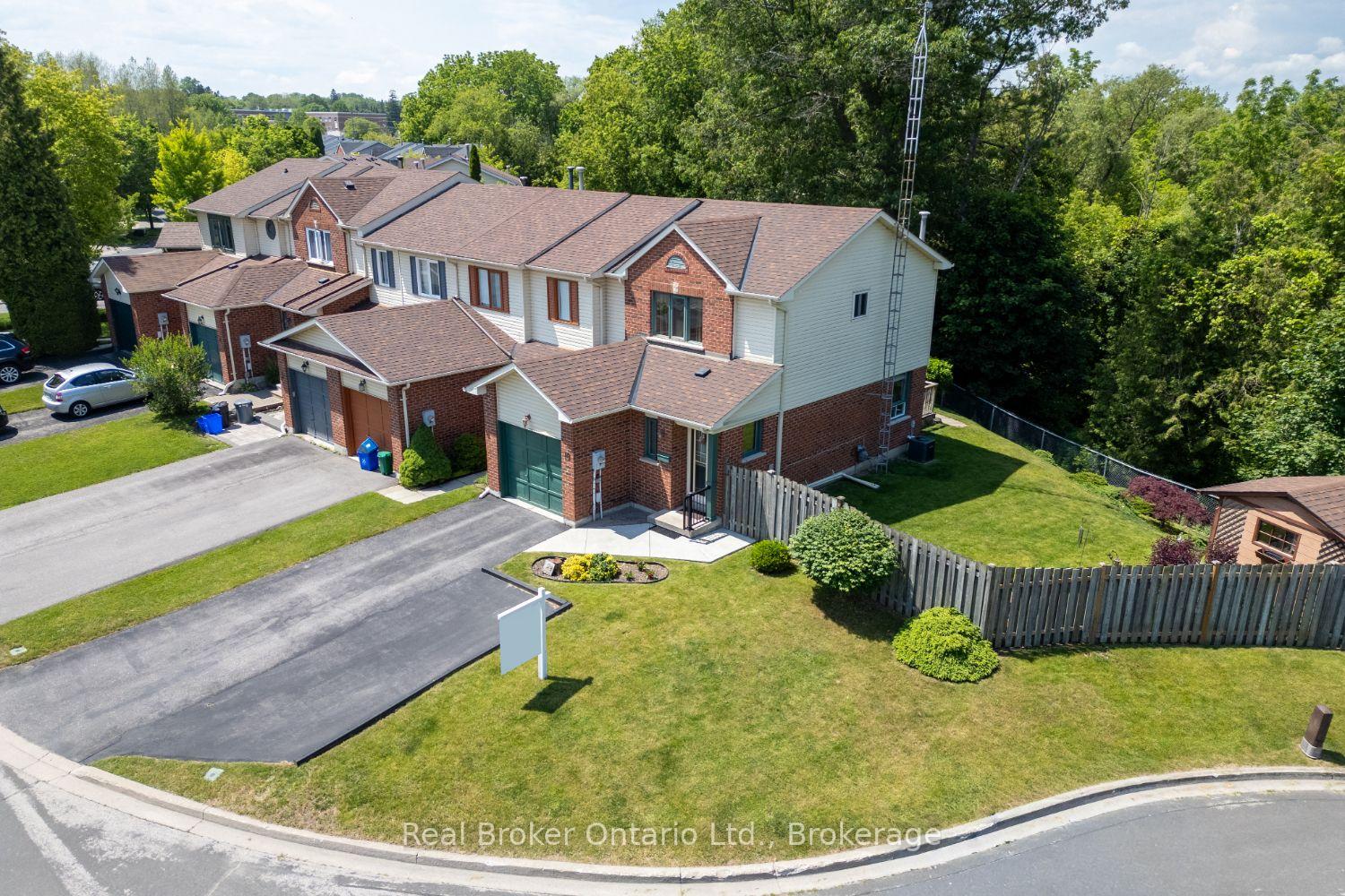 Front of 10 Climie Court