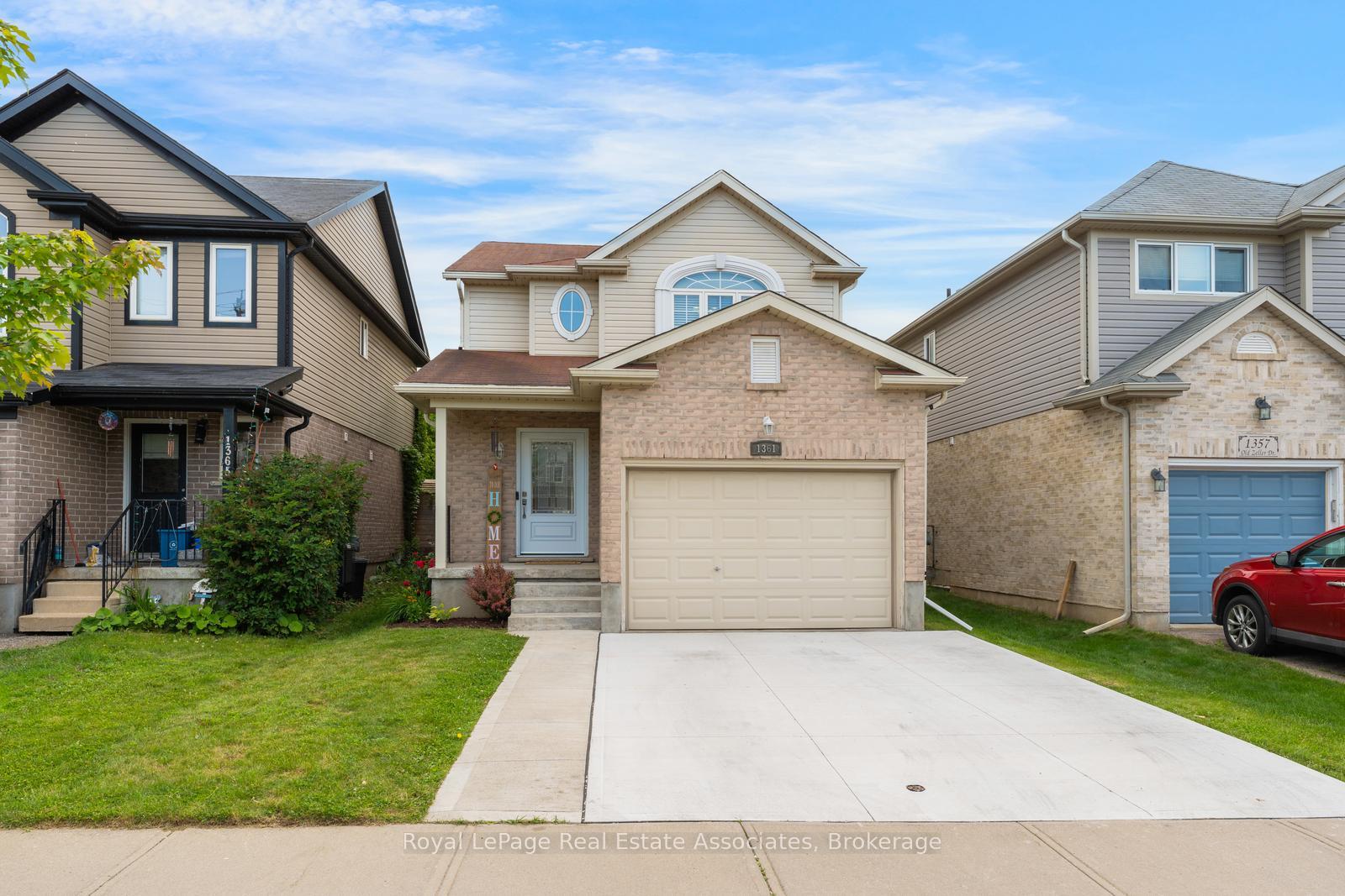 Photo 1 of 1361 Old Zeller Drive, Kitchener, Grand River South — HOMEH